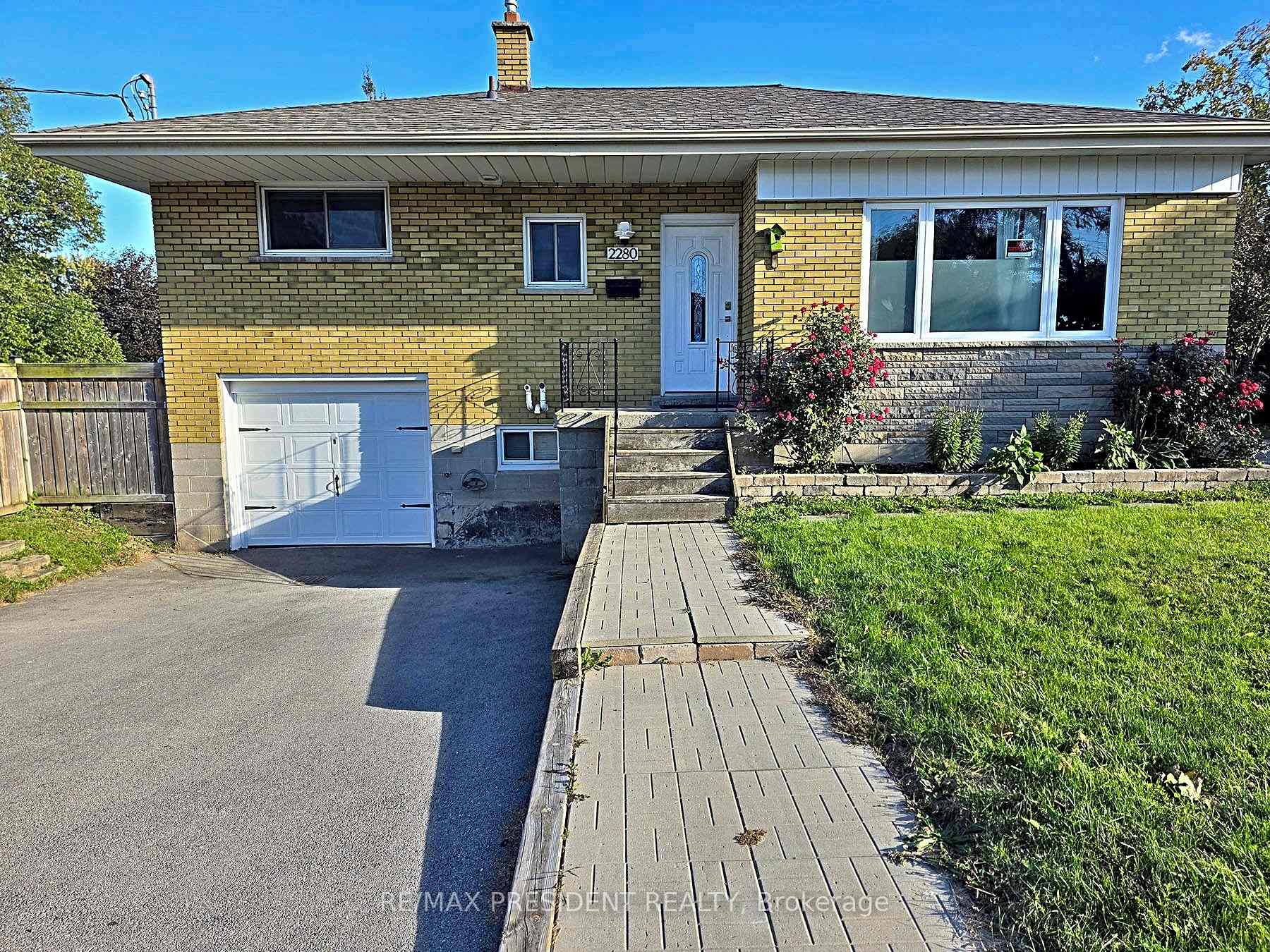 2280 Mountainside Drive (Upper), Burlington, ON L7P 1B7