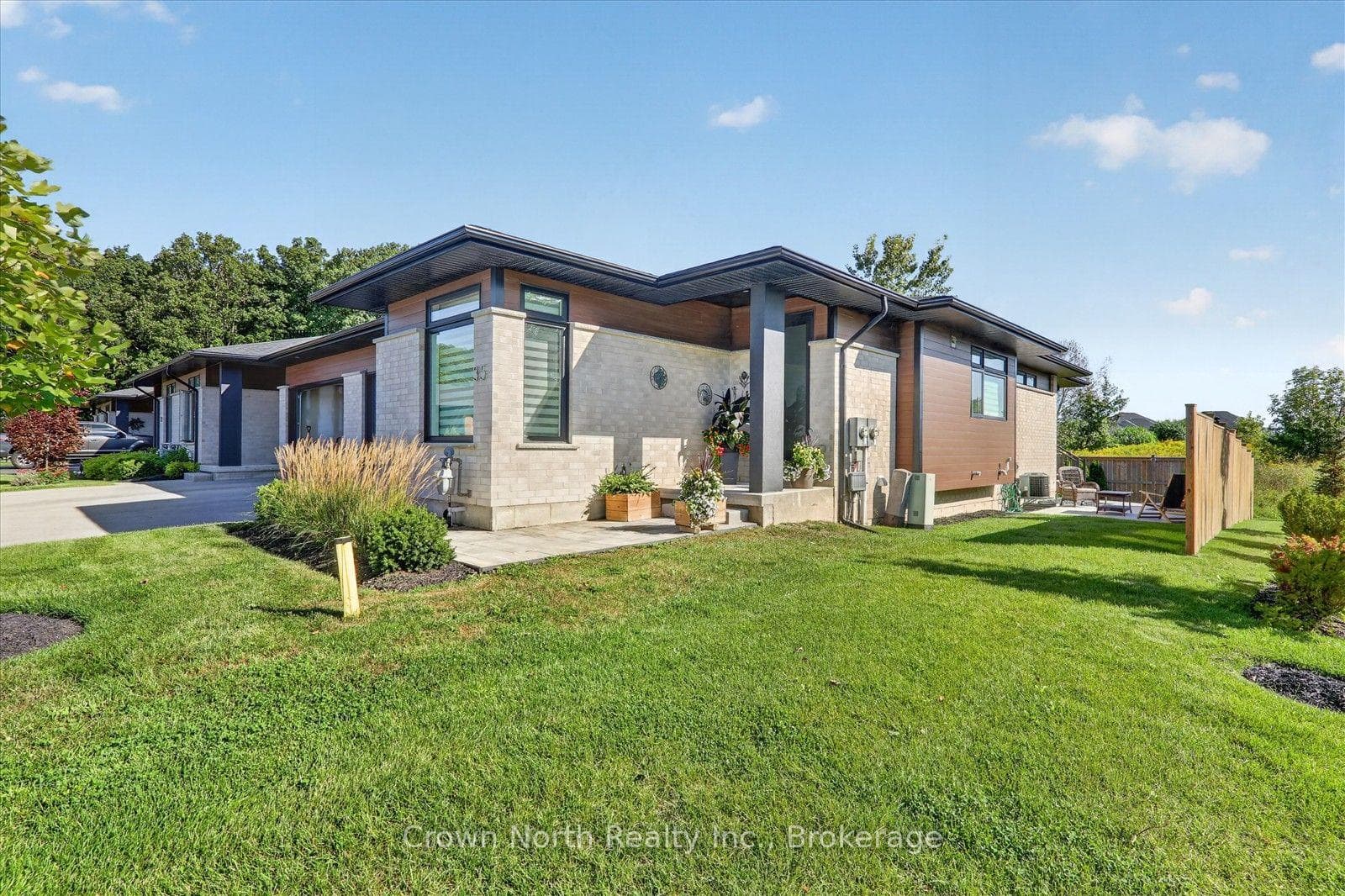 300 Richmond Street 35, Thorold, ON L2V 0L6