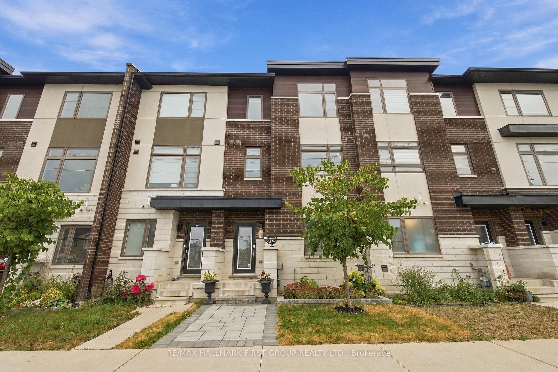 250 Finch Avenue 303, Pickering, ON L1V 0G6