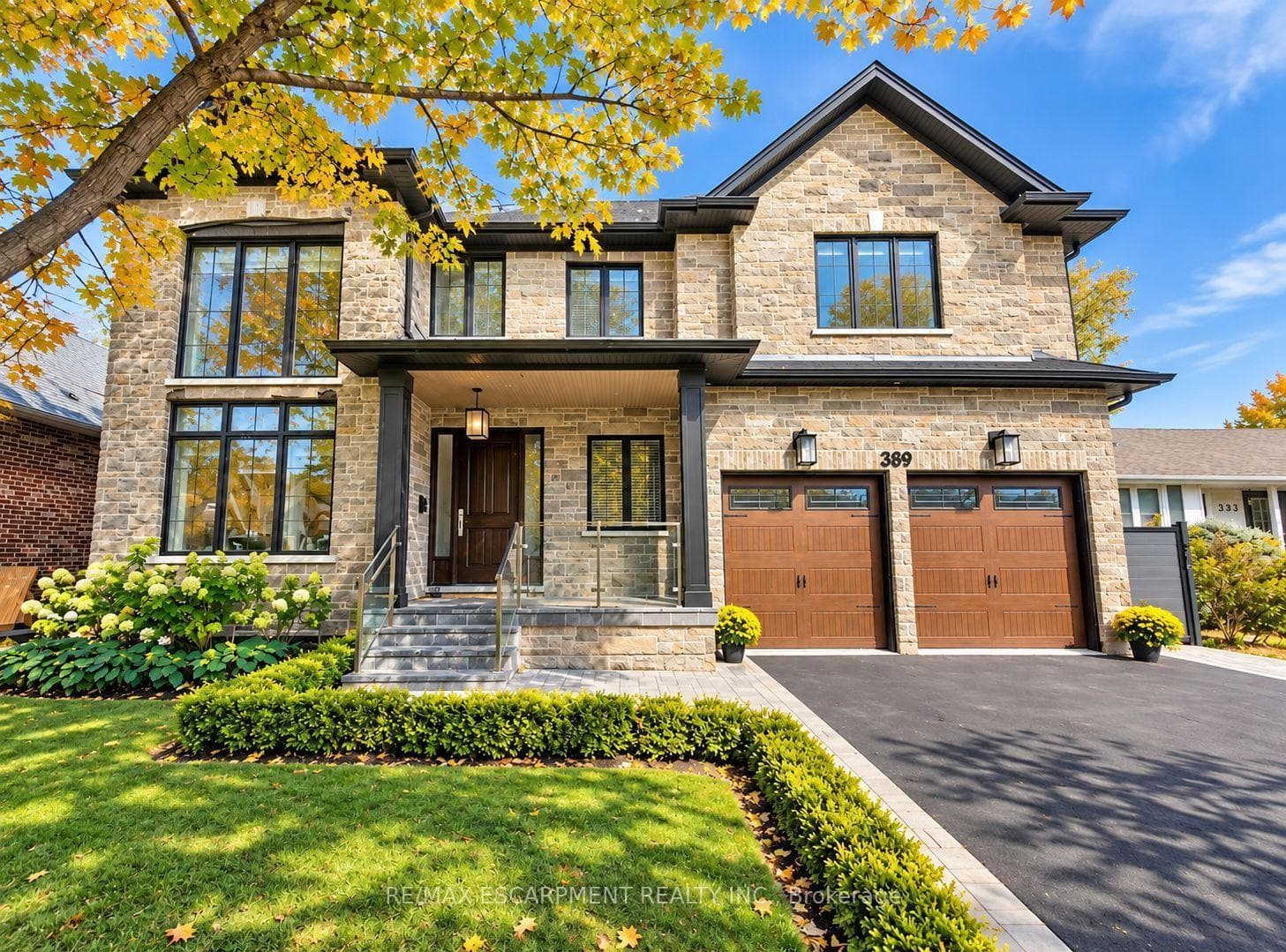 389 Belvenia Road, Burlington, ON L7L 2G7