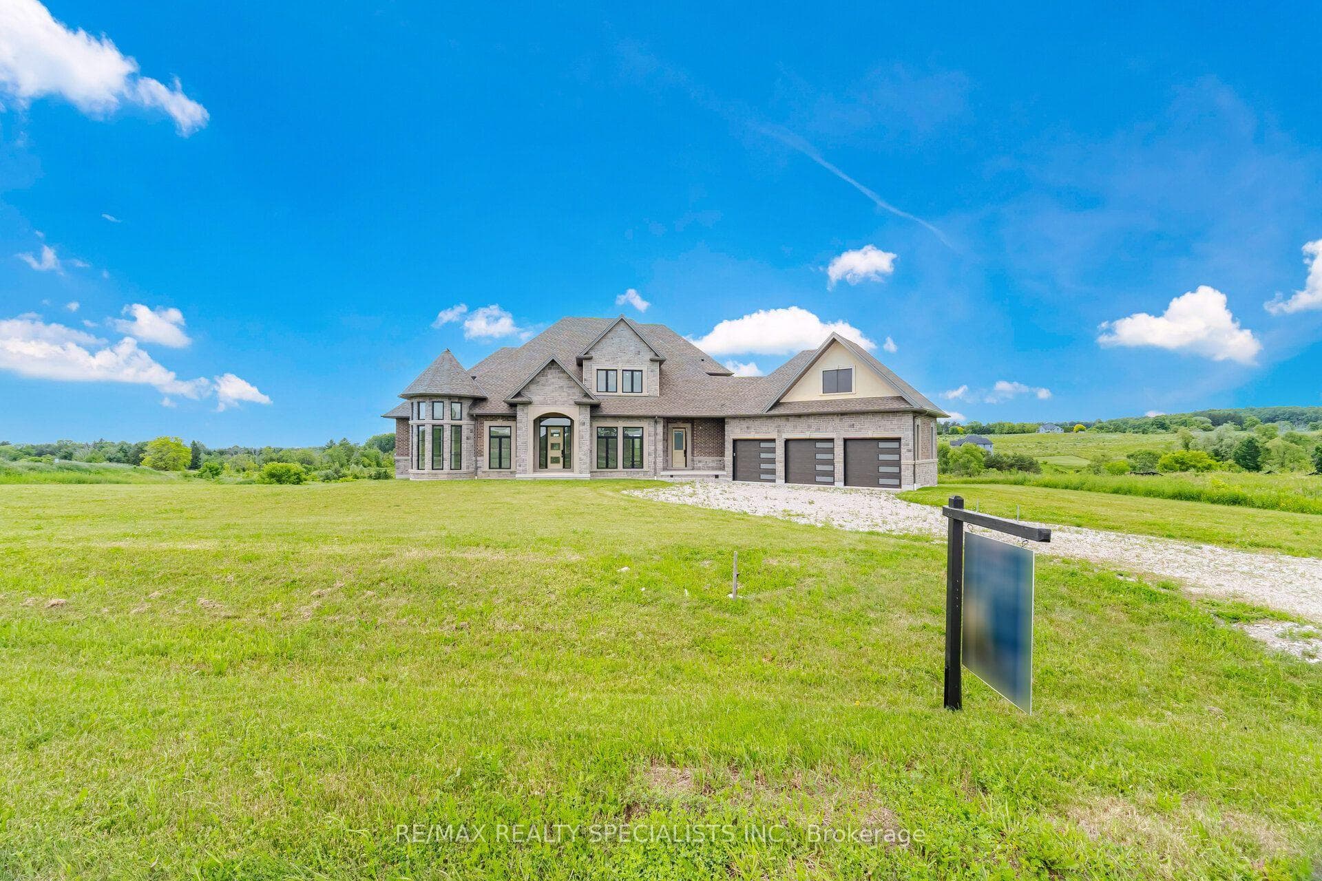 40 Logan Road, Caledon, ON L7E 3P6