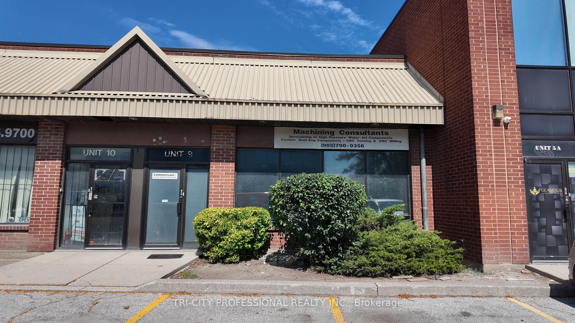 30 intermodal Drive 9, Brampton, ON L6T 5K1
