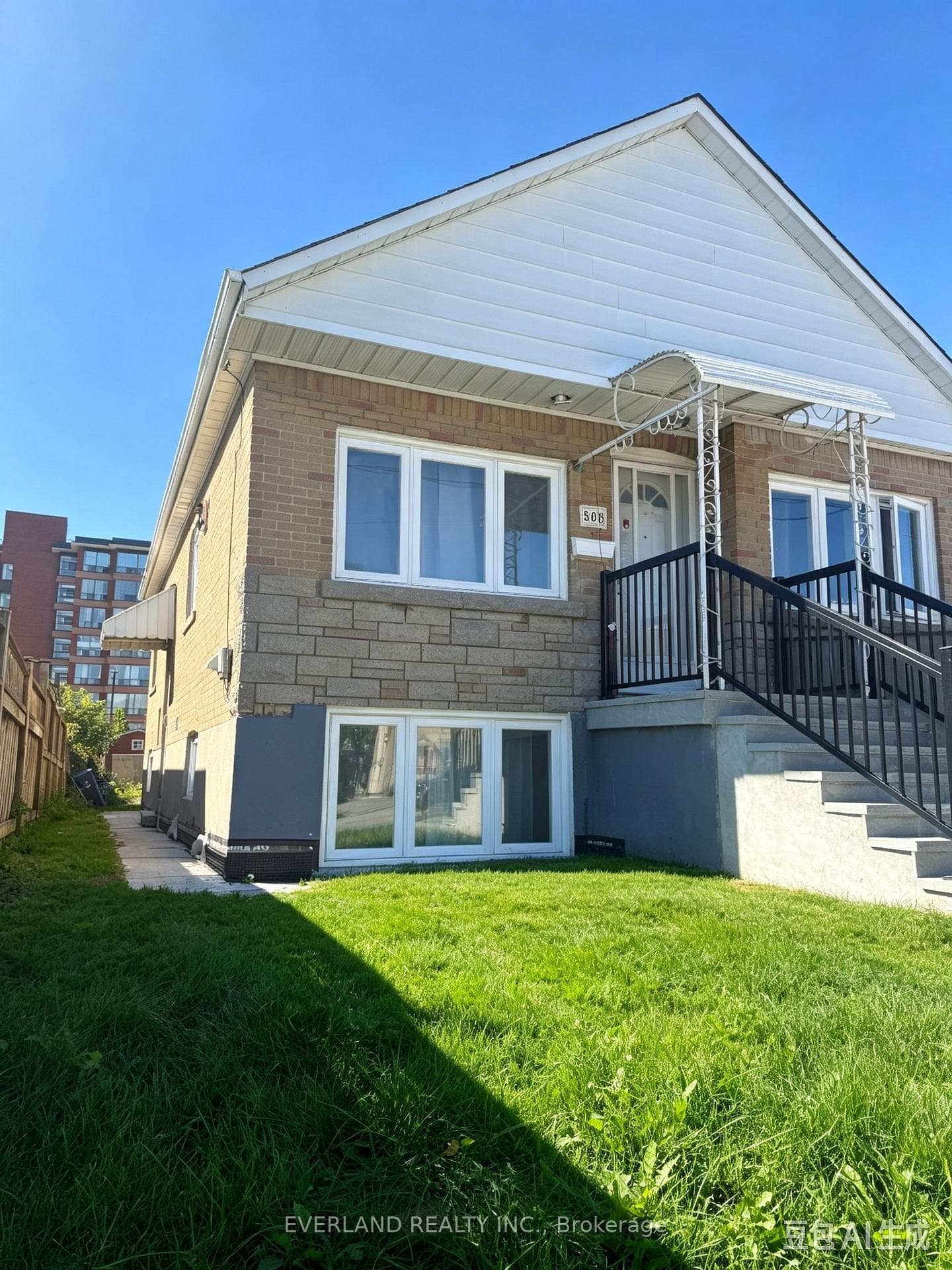 808 Midland Avenue Bsmt, Toronto, ON M1K 4E7