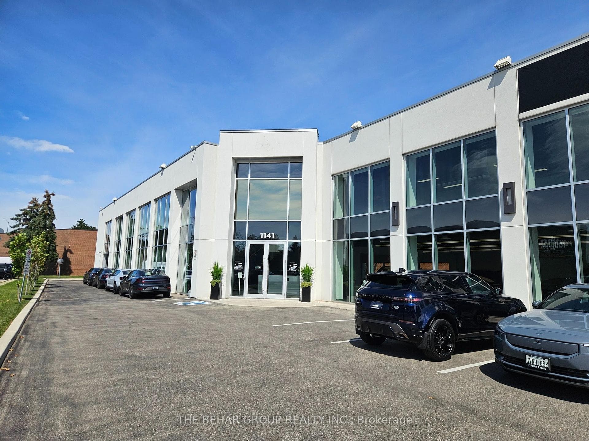 1141 South Service Road W, Oakville, ON L6L 6K4