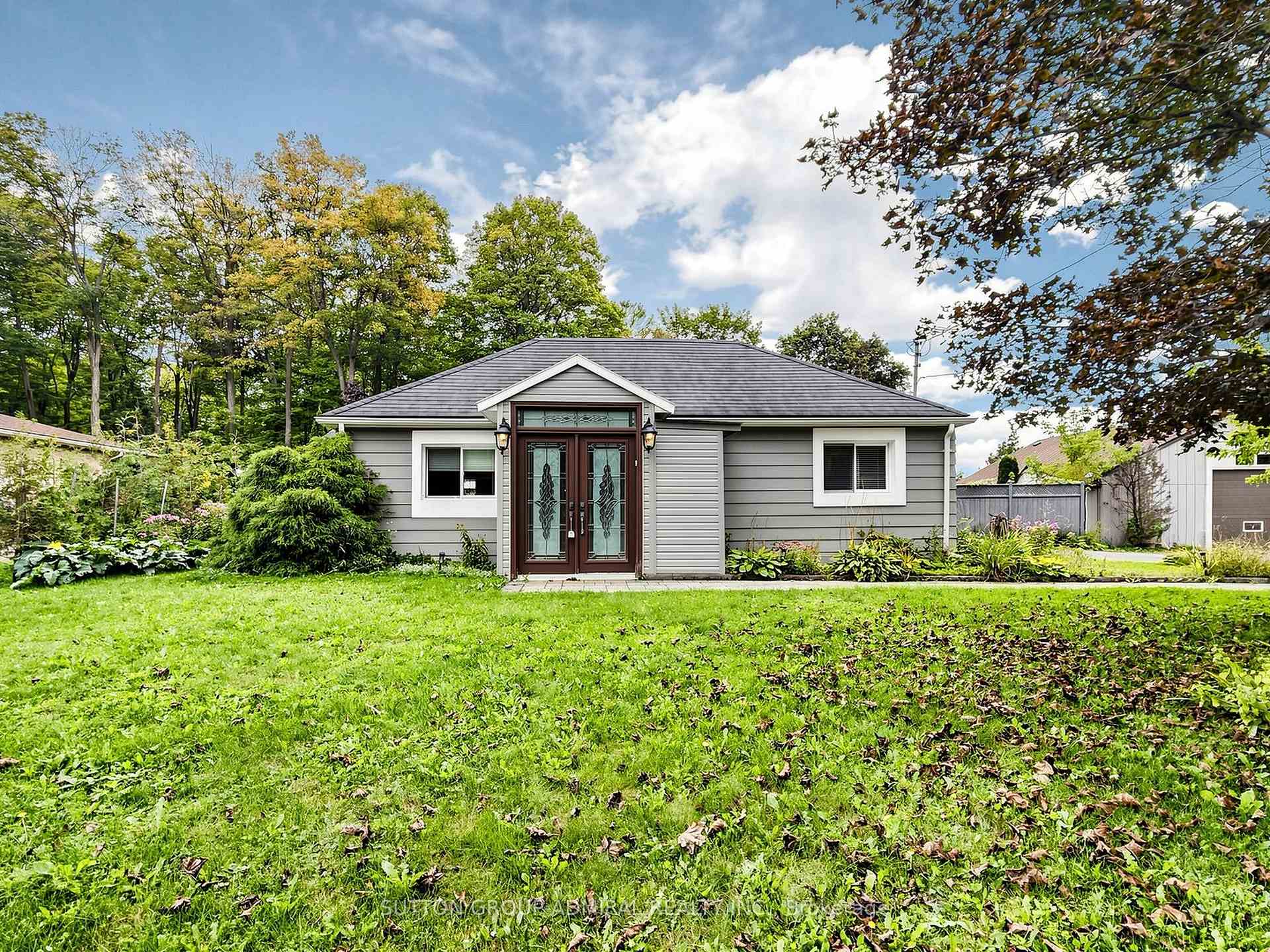 4631 Aurora Road, Whitchurch-Stouffville, ON L4A 3J7