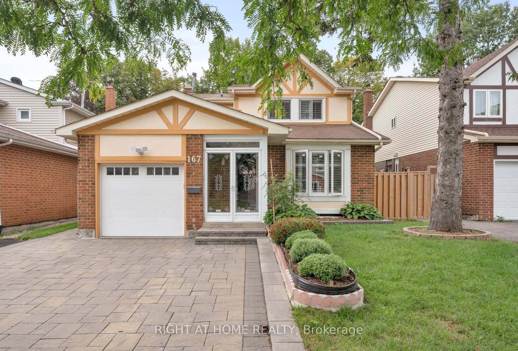 167 Goldhawk Trail, Toronto, ON M1V 1X1