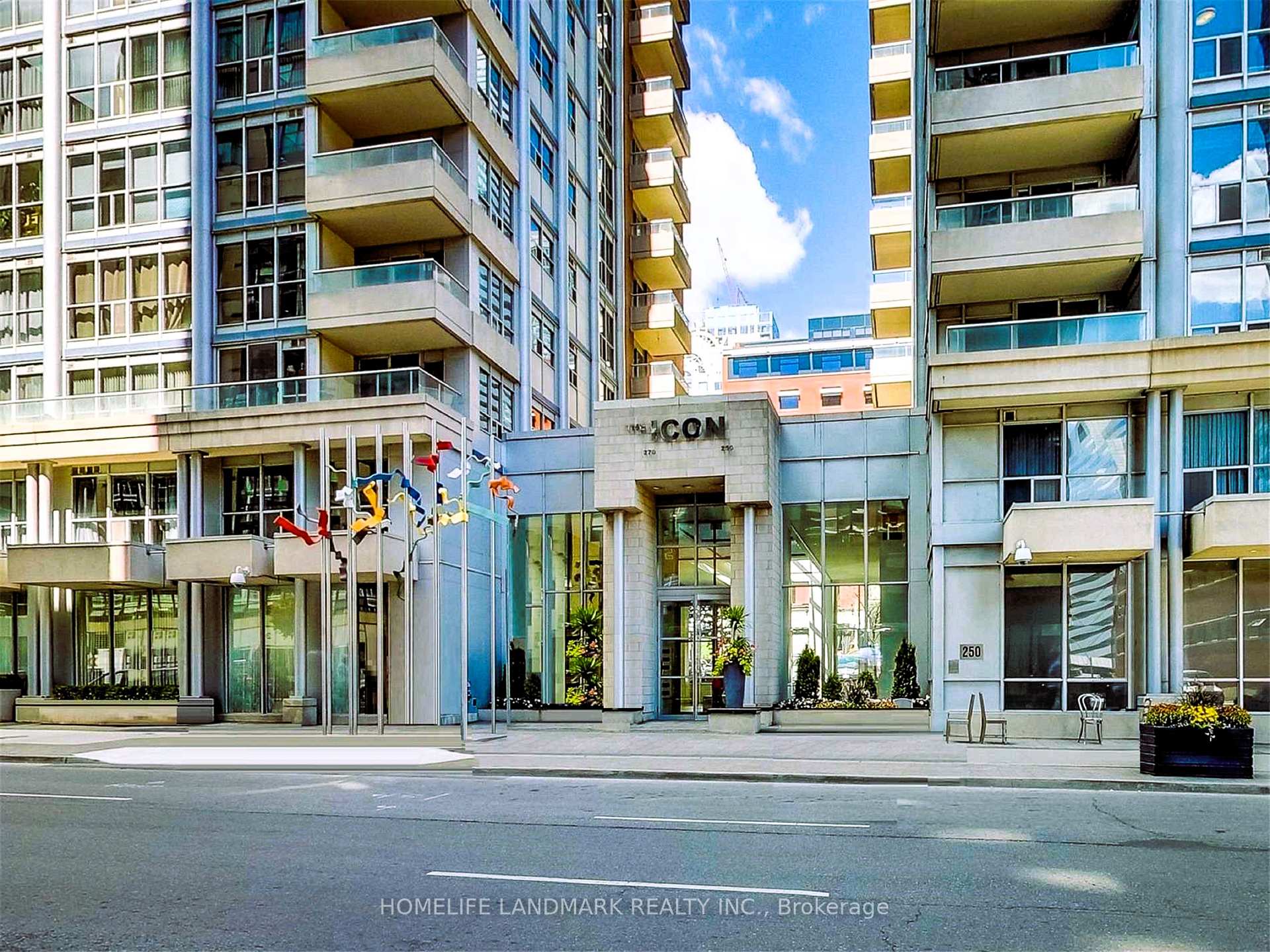 270 Wellington Street W 702, Toronto, ON M5V 3P5