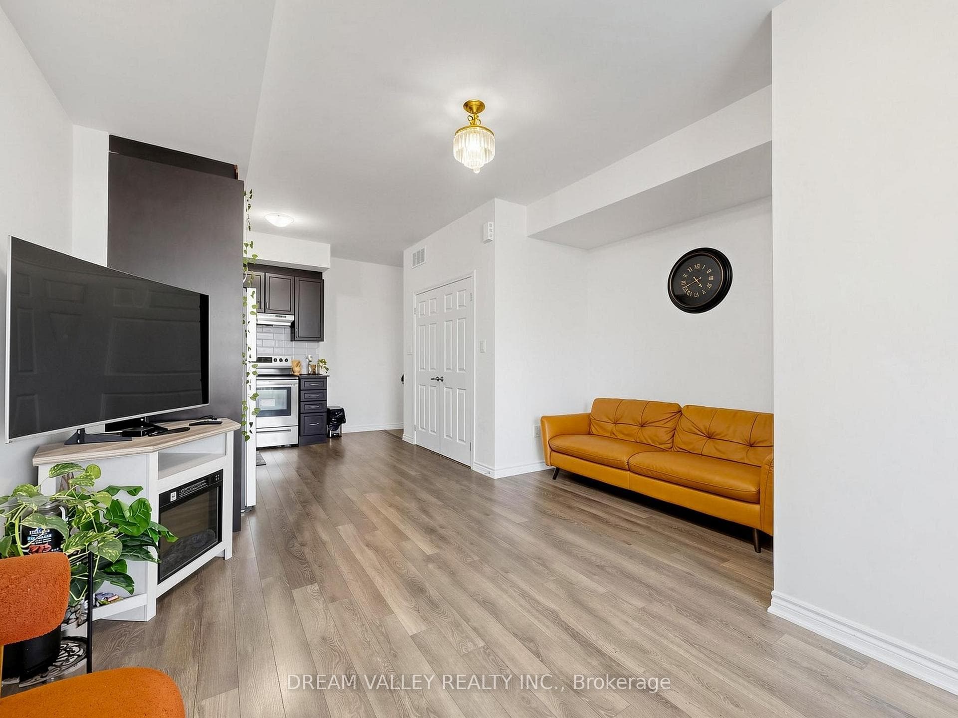 2787 Eglinton Avenue E 322, Toronto, ON M1J 0B2