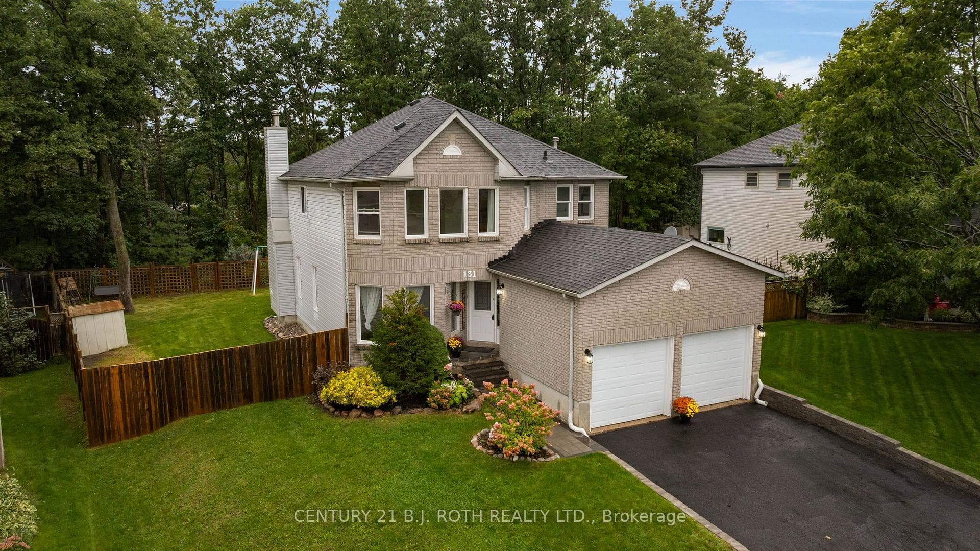 131 Browning Trail, Barrie, ON L4N 6R2