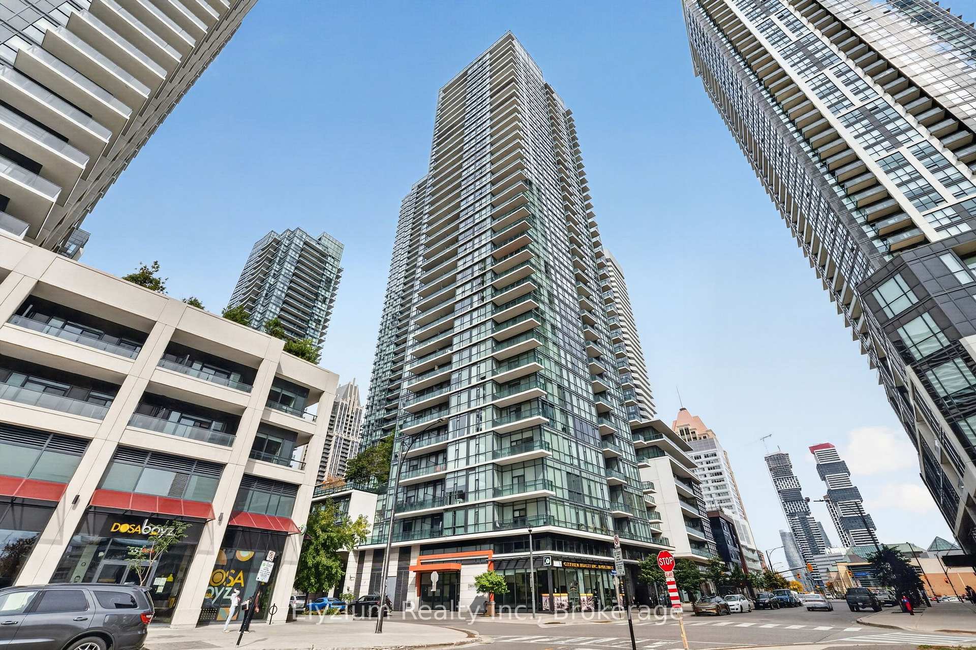 4065 Brickstone Mews 2807, Mississauga, ON L5B 0G3