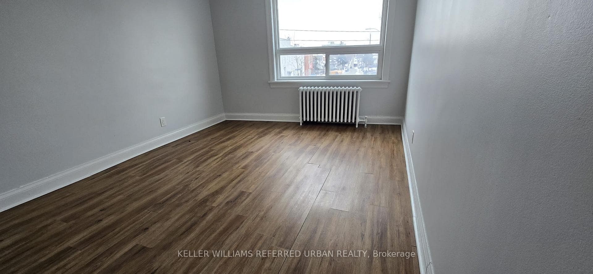 1854 Eglinton Avenue W 1, Toronto, ON M6E 3X6