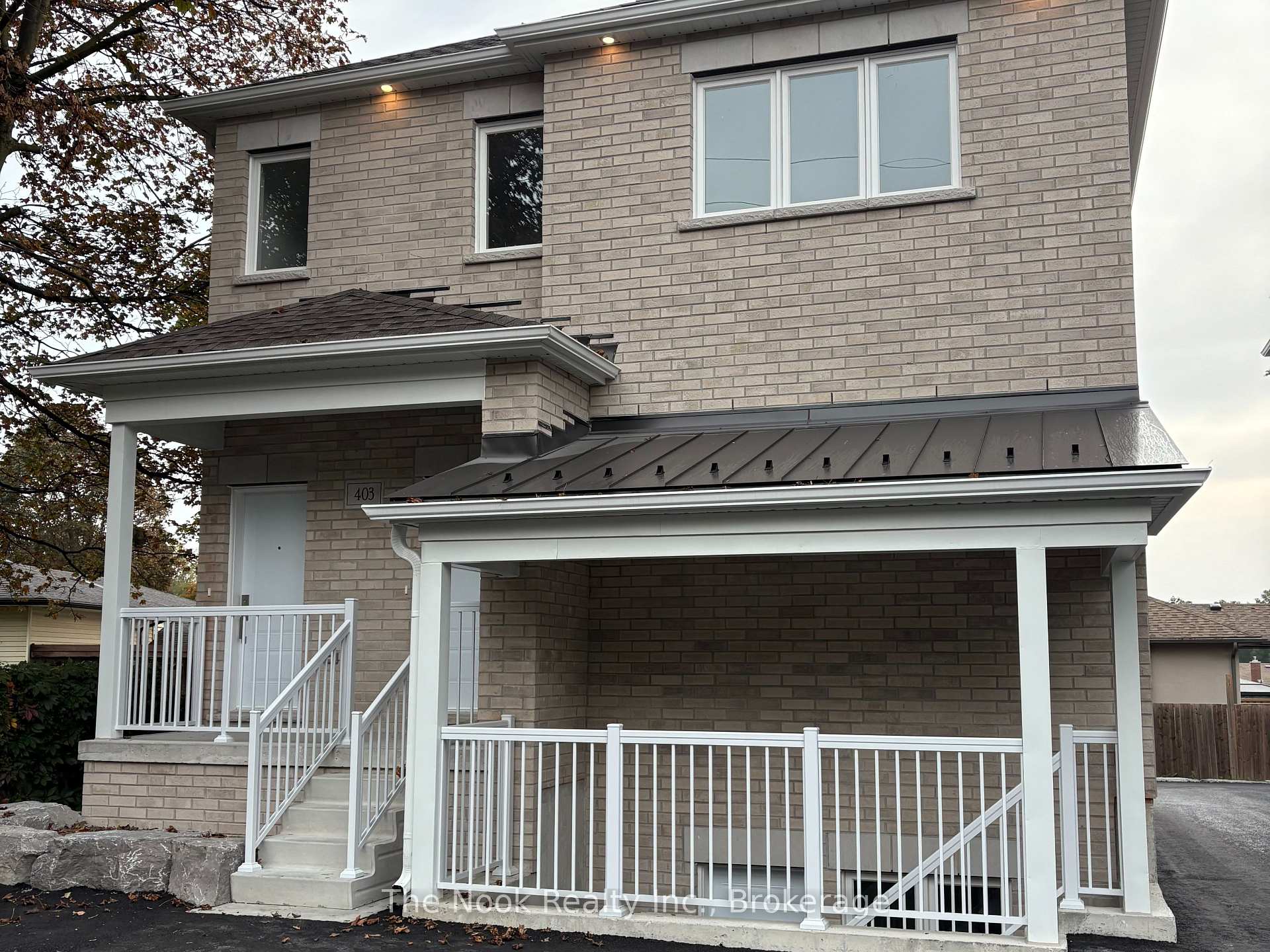 403 Thornton Road N 2, Oshawa, ON L1J 6S9