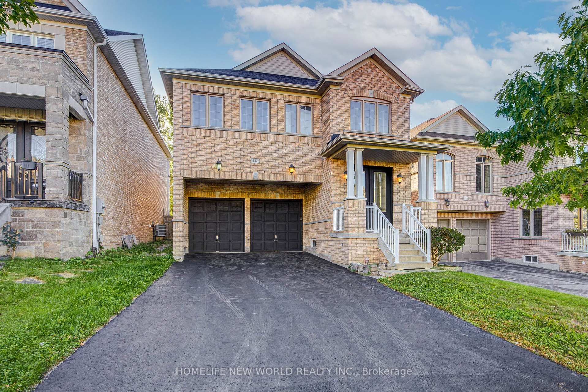 146 Art West Avenue, Newmarket, ON L3X 0C1
