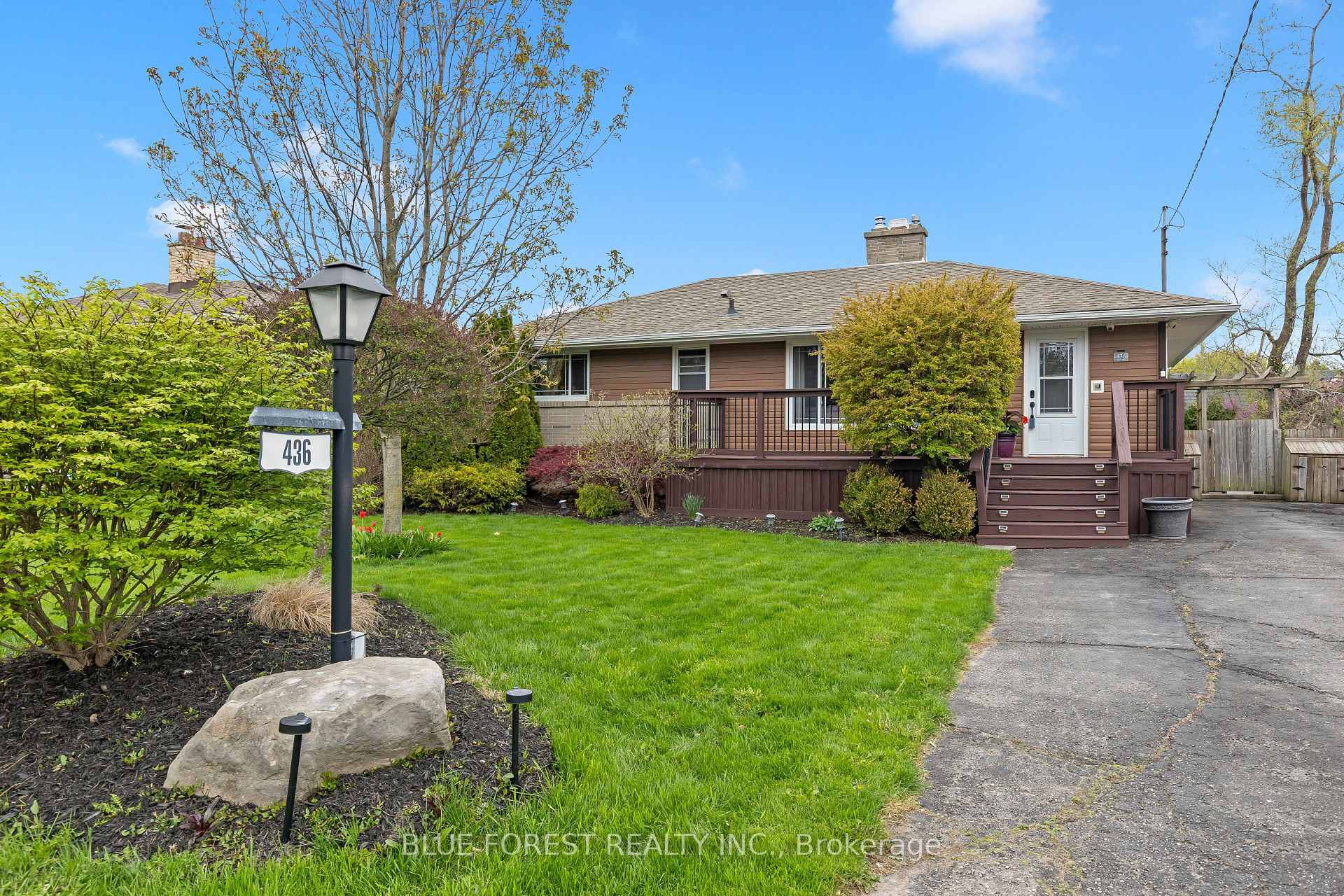 436 Baseline Road E, London South, ON N6C 2P6