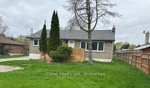 72 Thickson Road N, Whitby, ON L1N 3P9