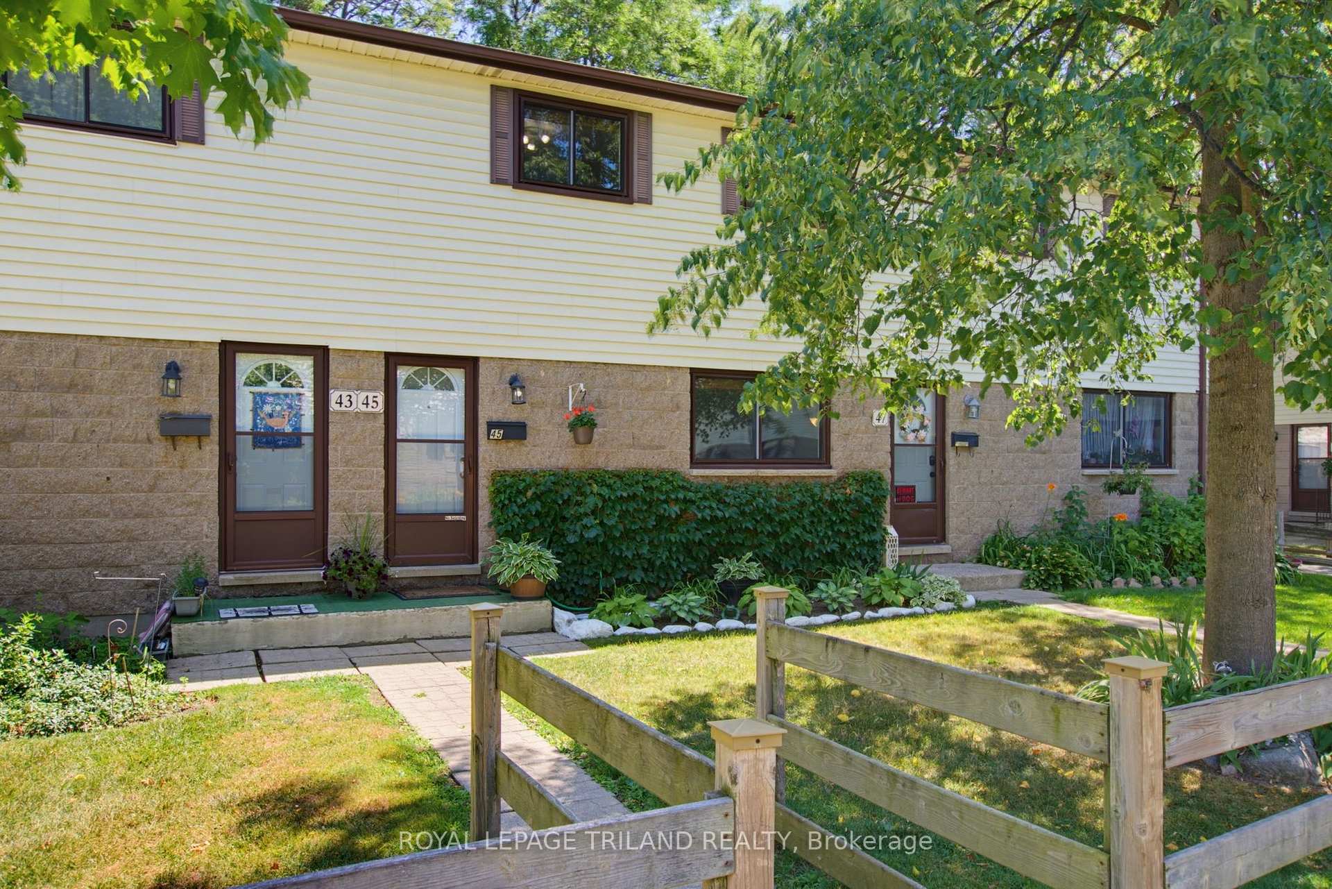 825 DUNDALK Drive 45, London South, ON N6C 3V6