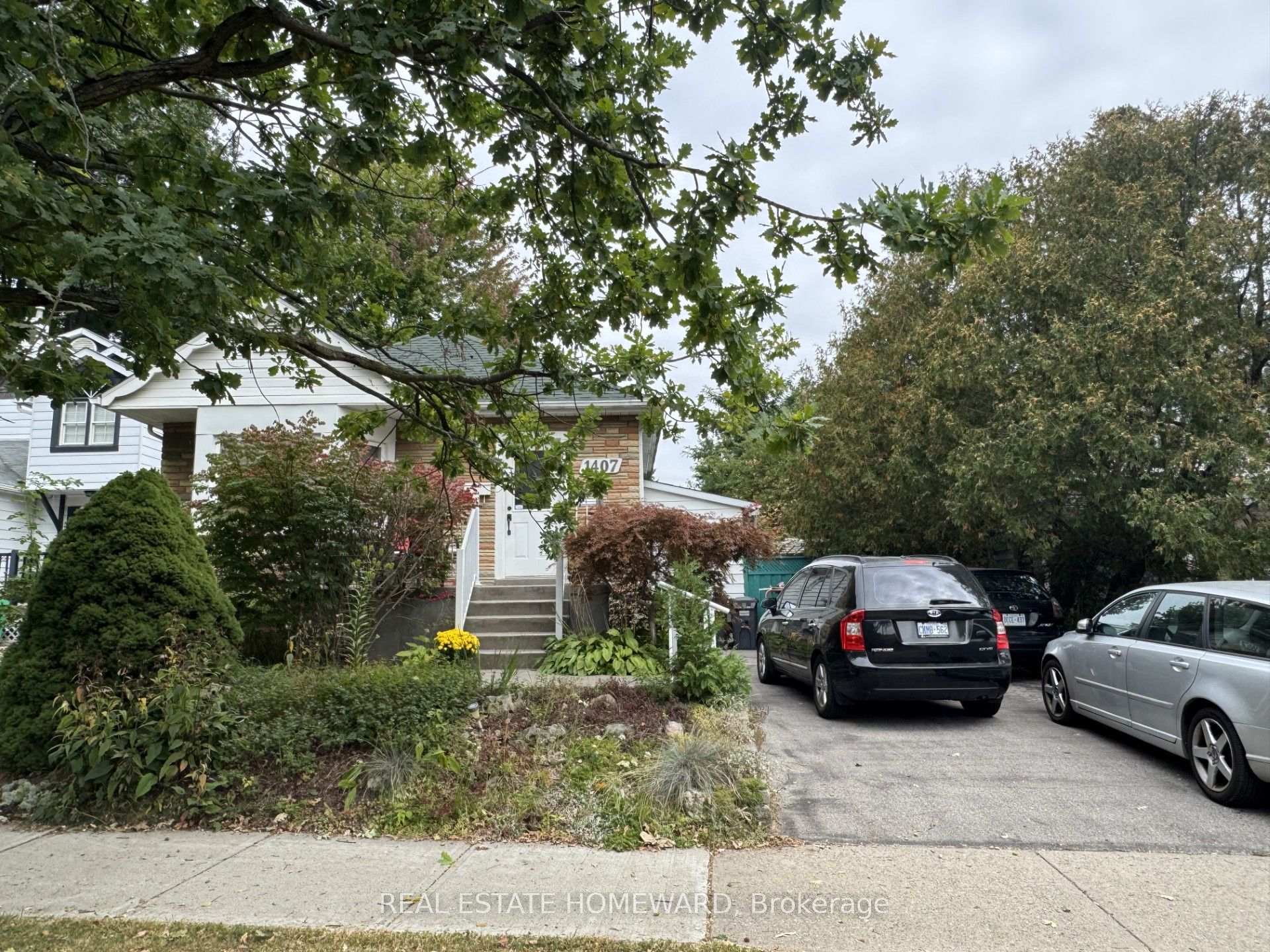 1407 Kenmuir Avenue basement, Mississauga, ON L5G 4B3