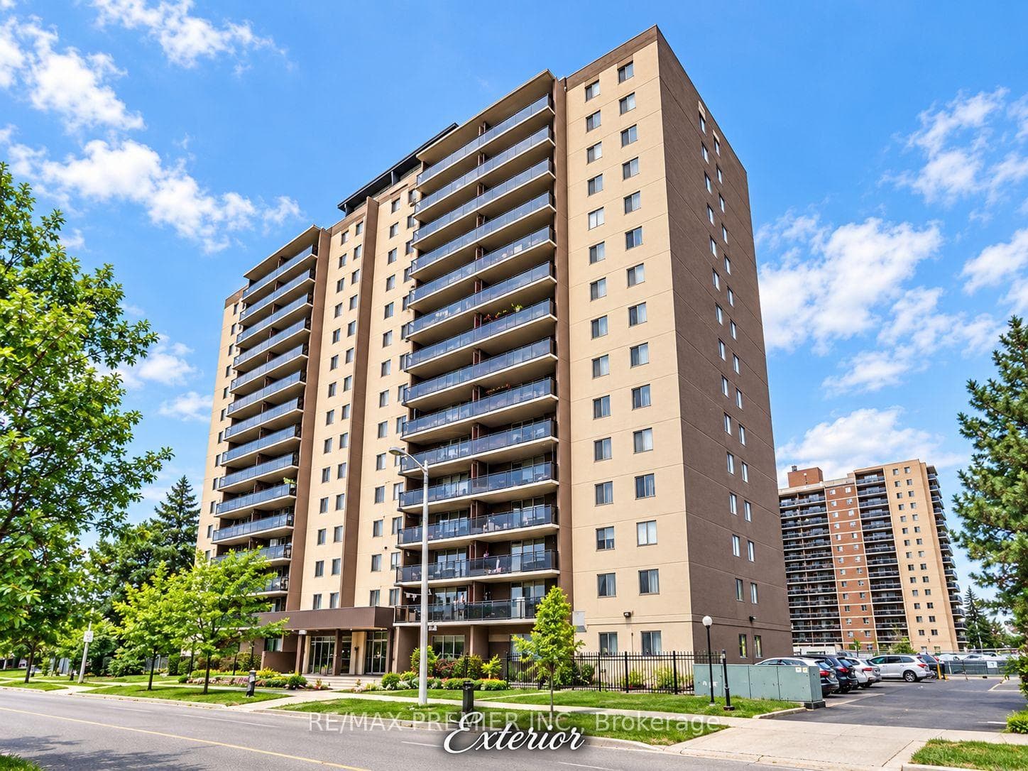60 Stevenson Road 307, Toronto, ON M9V 2B4