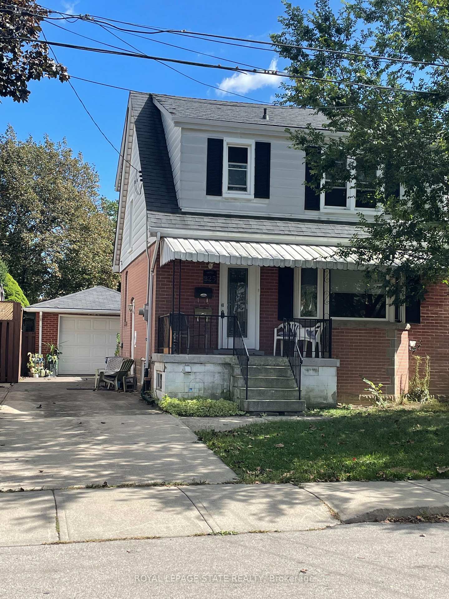 225 East 14th Street Upper, Hamilton, ON L9A 4B7