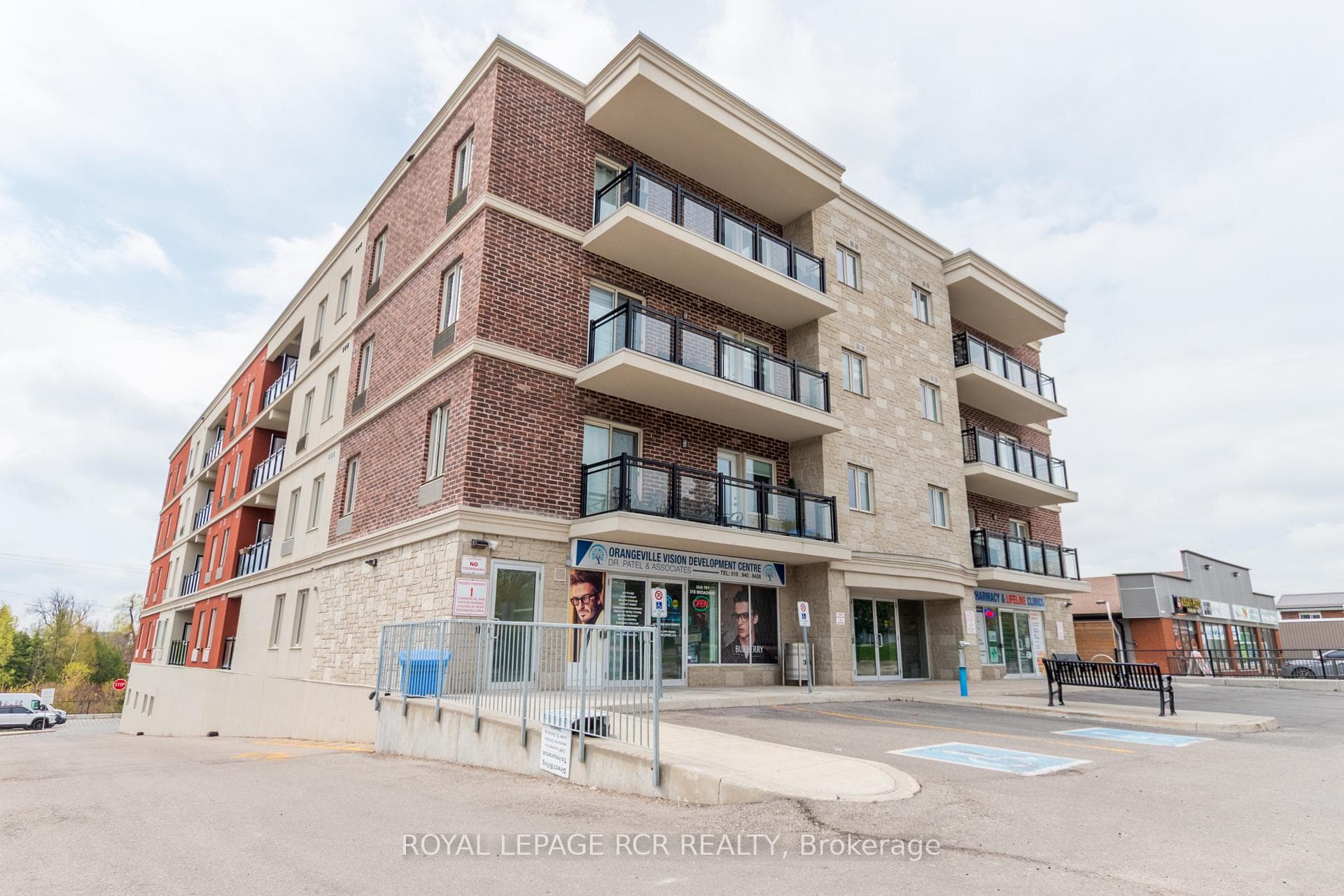 310 Broadway Avenue 309, Orangeville, ON L9W 1L3