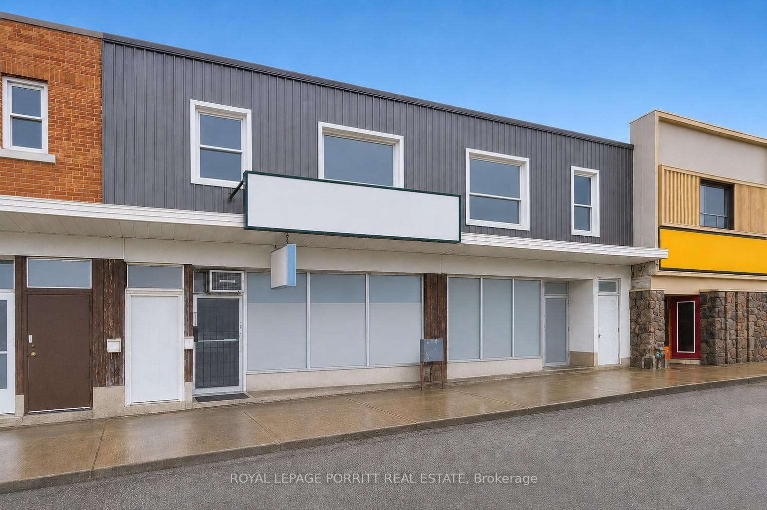 2633 Eglinton Avenue E, Toronto, ON M1K 2S2