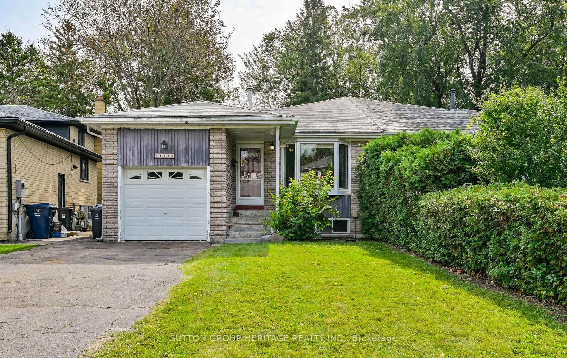 131 Darlingside Drive, Toronto, ON M1E 3P4
