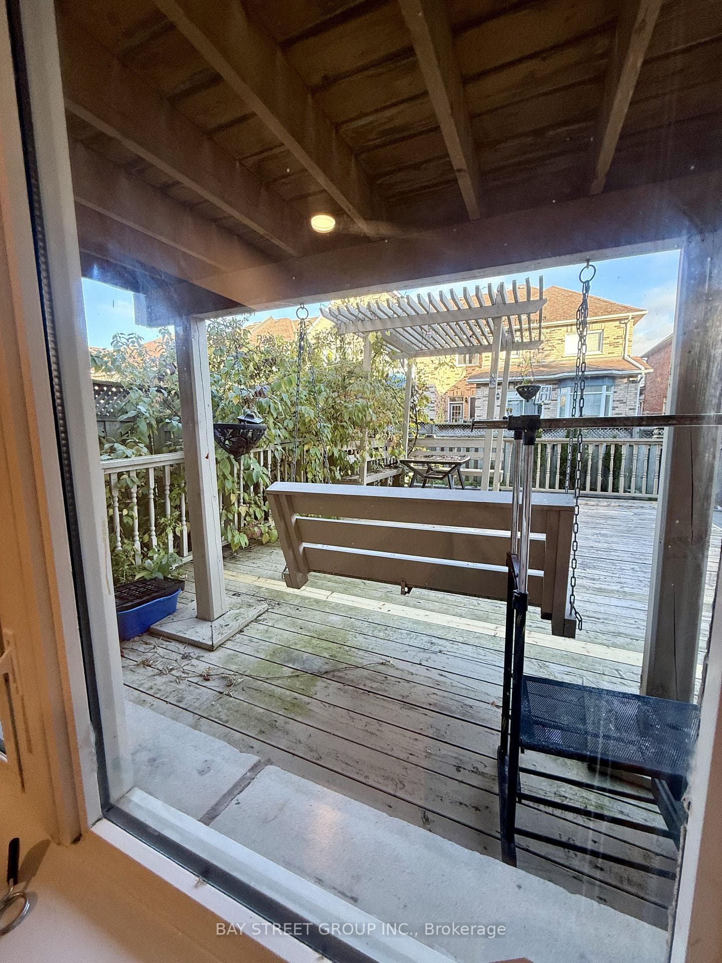 100 Redstone Road, Richmond Hill, ON L4S 1T7
