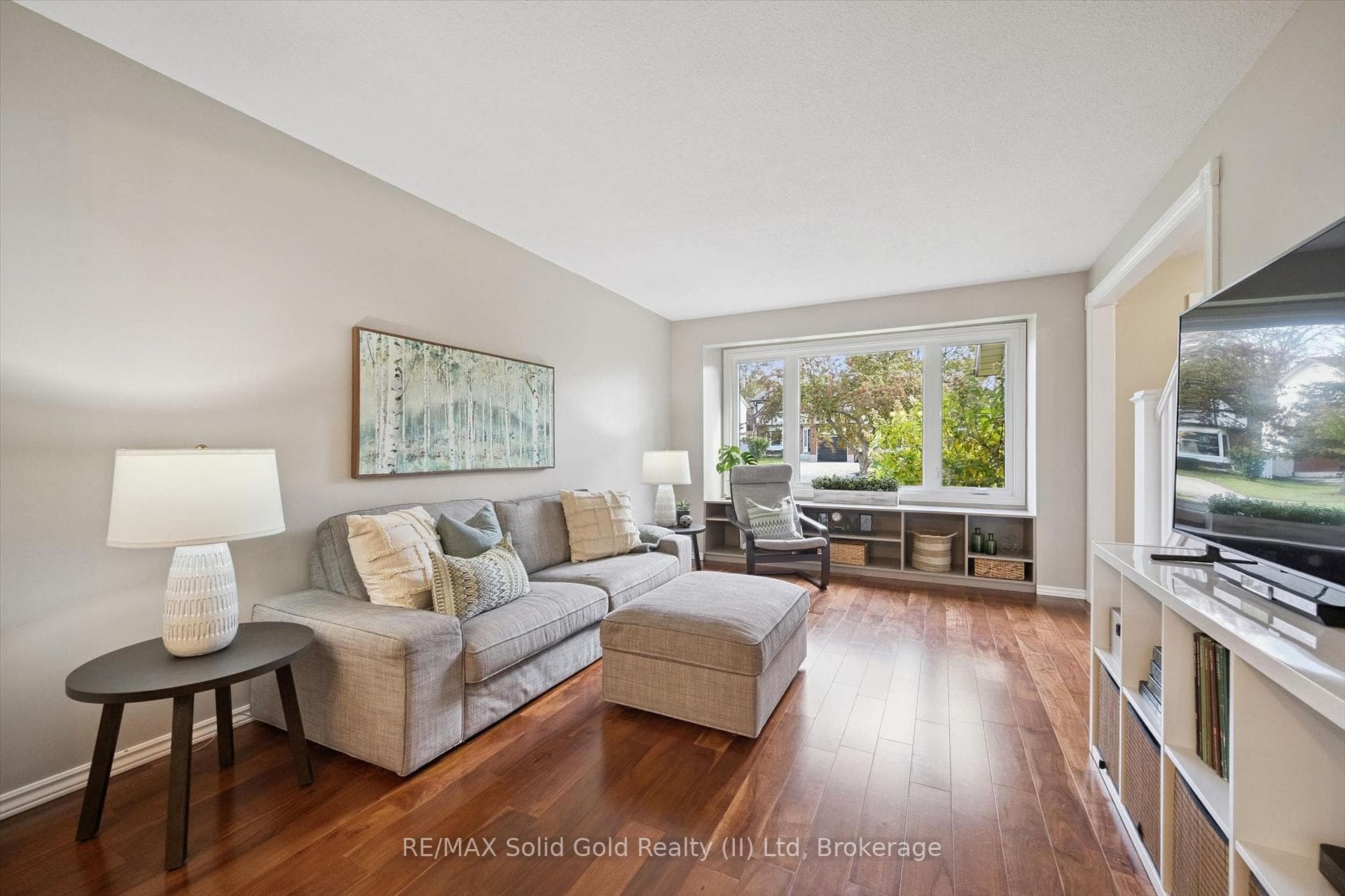 143 Hillbrook Crescent, Kitchener, ON N2N 1J4
