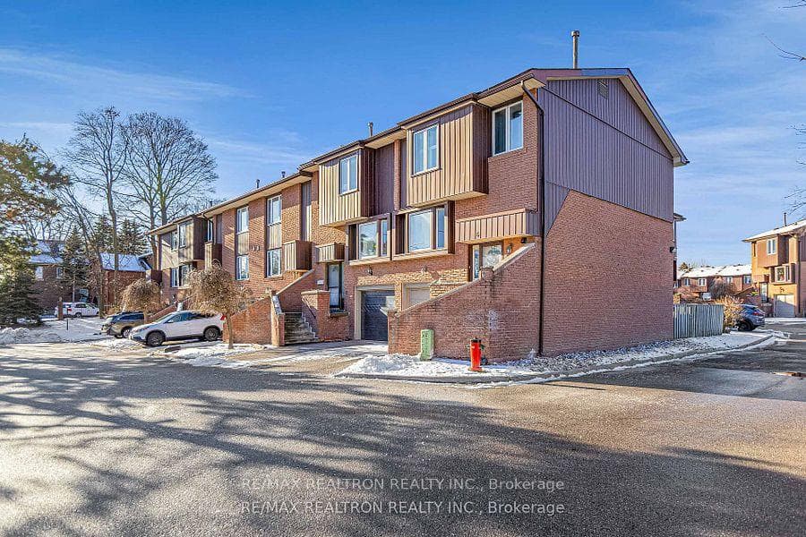 2606 Midland Avenue 3-Upper Level, Toronto, ON M1S 1R5