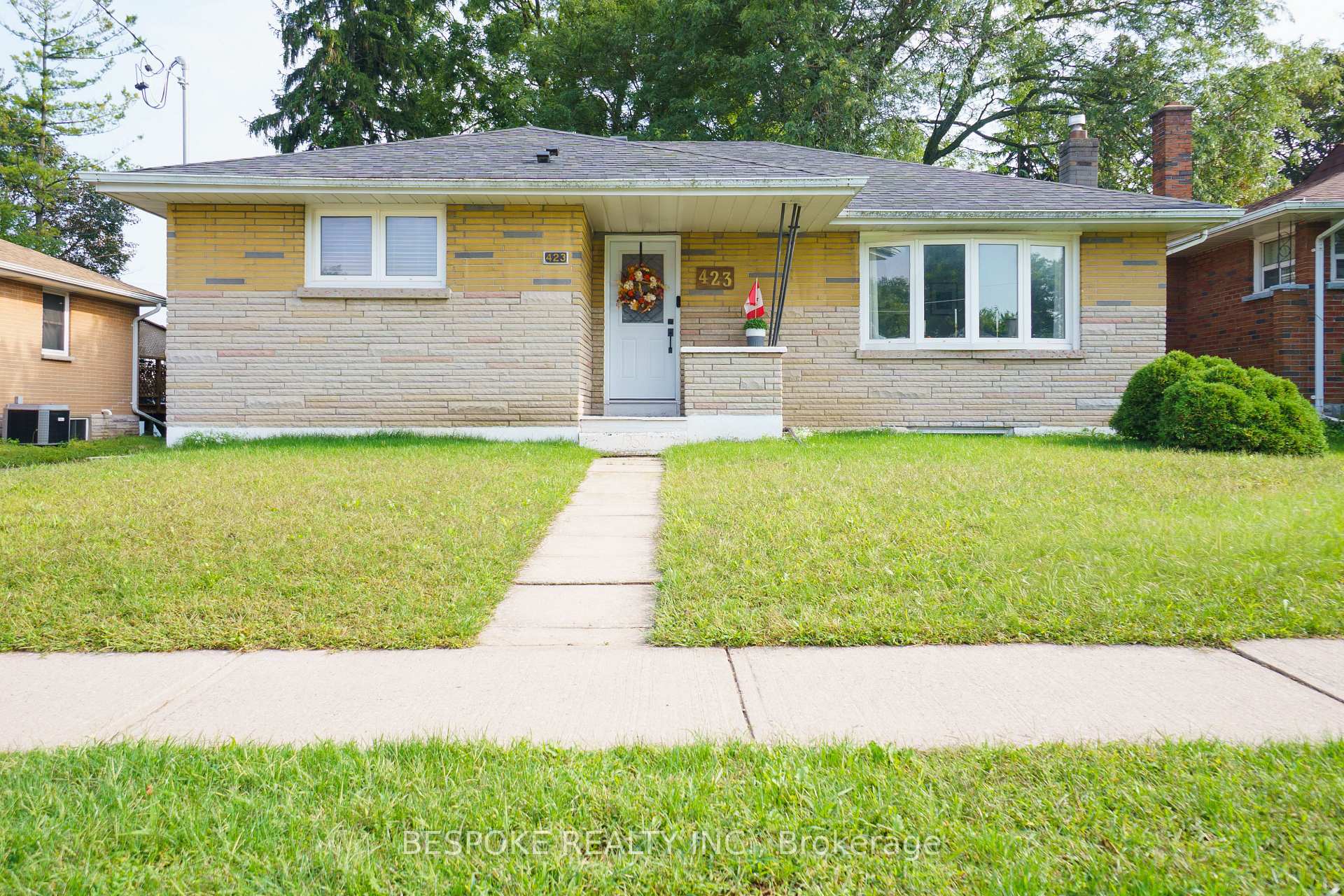 423 Miller Avenue Bsmt, Oshawa, ON L1J 2S8