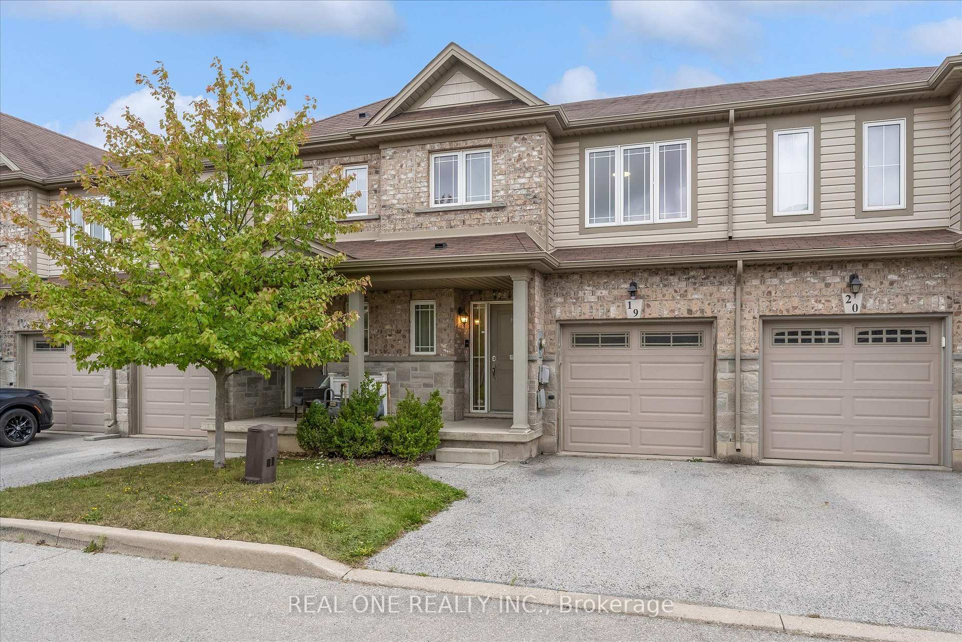 70 Highgate Drive 19, Hamilton, ON L8J 0E8