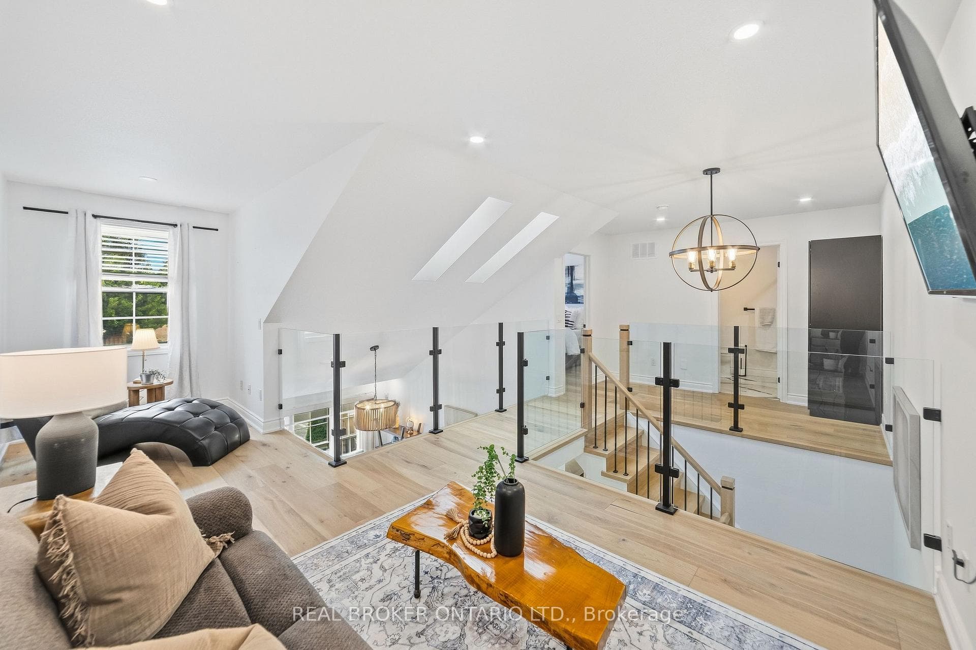1085 Harrogate Drive 5, Hamilton, ON L9K 1R2
