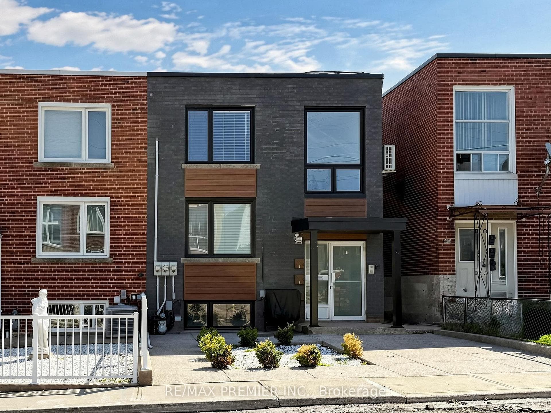 45 Croham Road Basement, Toronto, ON M6E 4X9