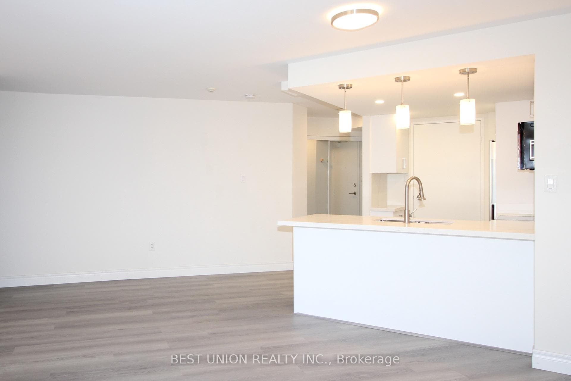 77 Maitland Place 1209, Toronto, ON M4Y 2V6