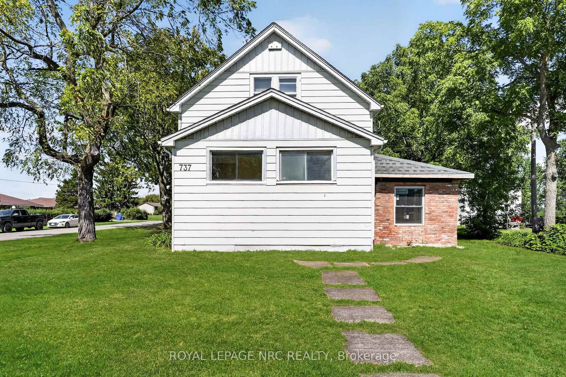 737 MAIN Street W, Port Colborne, ON L3K 5V4