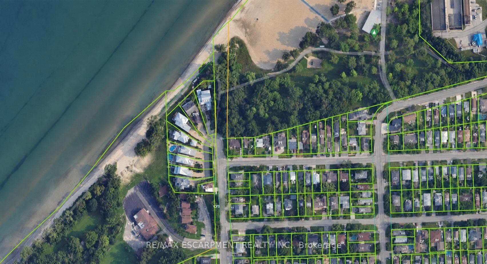 4 Grandview Drive, St. Catharines, ON L2M 1A8