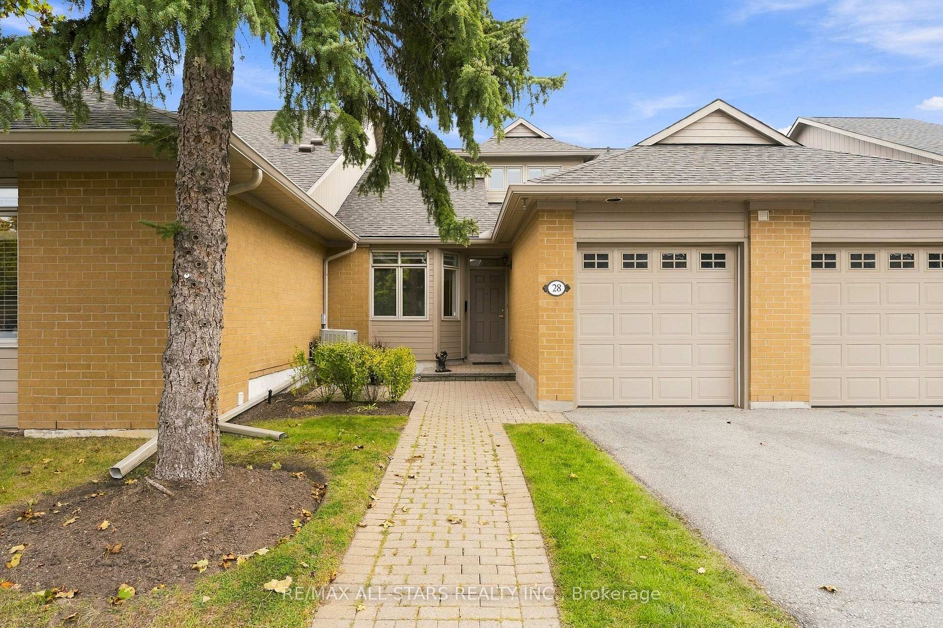 28 Blue Heron Beach Way, Markham, ON L6E 1B4