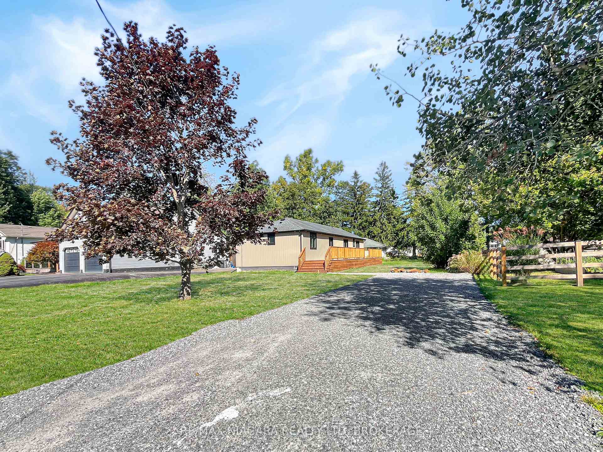3042 Bethune Avenue, Fort Erie, ON L0S 1N0