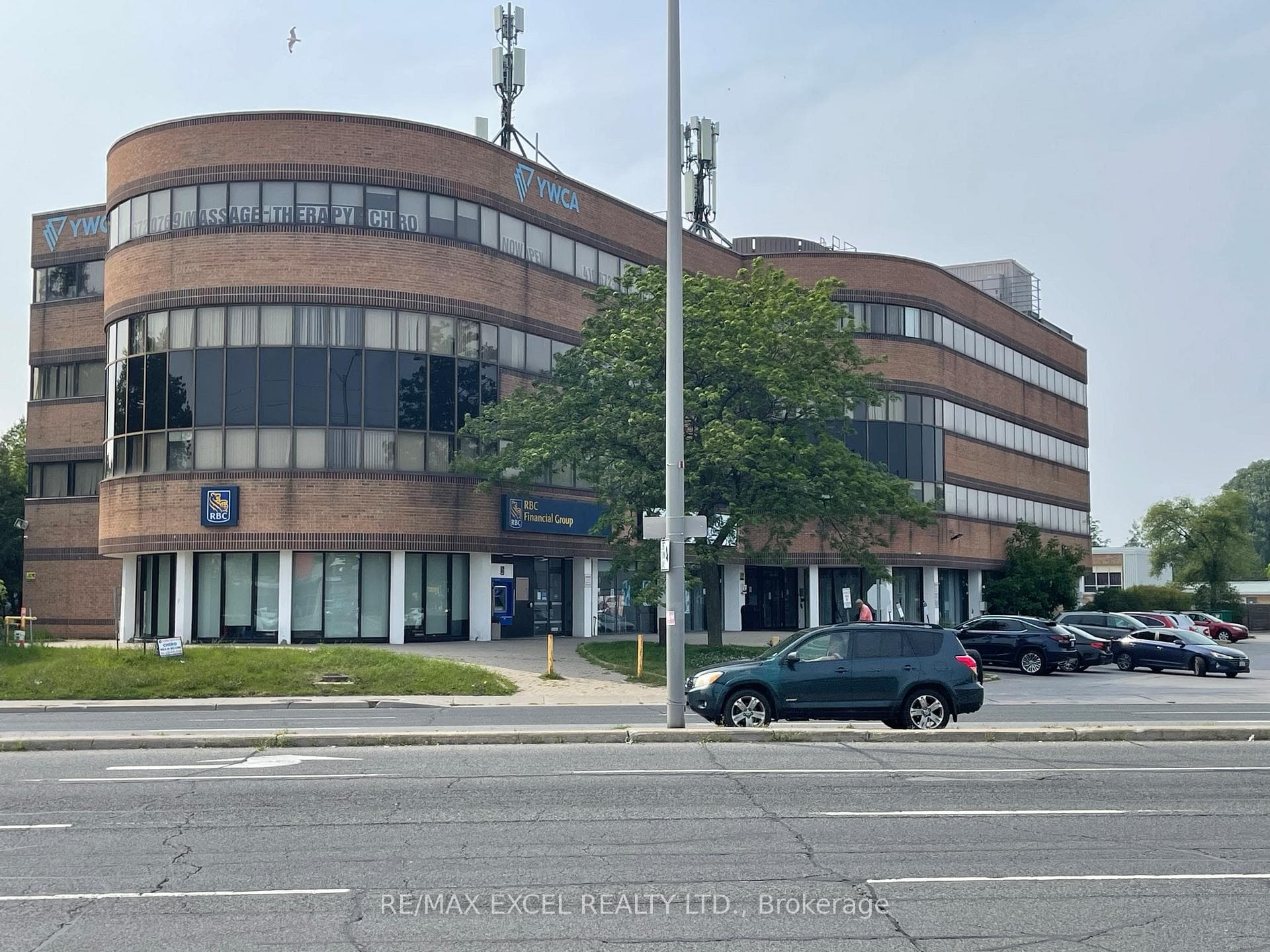 3090 Kingston Road 400B, Toronto, ON M1M 1P2