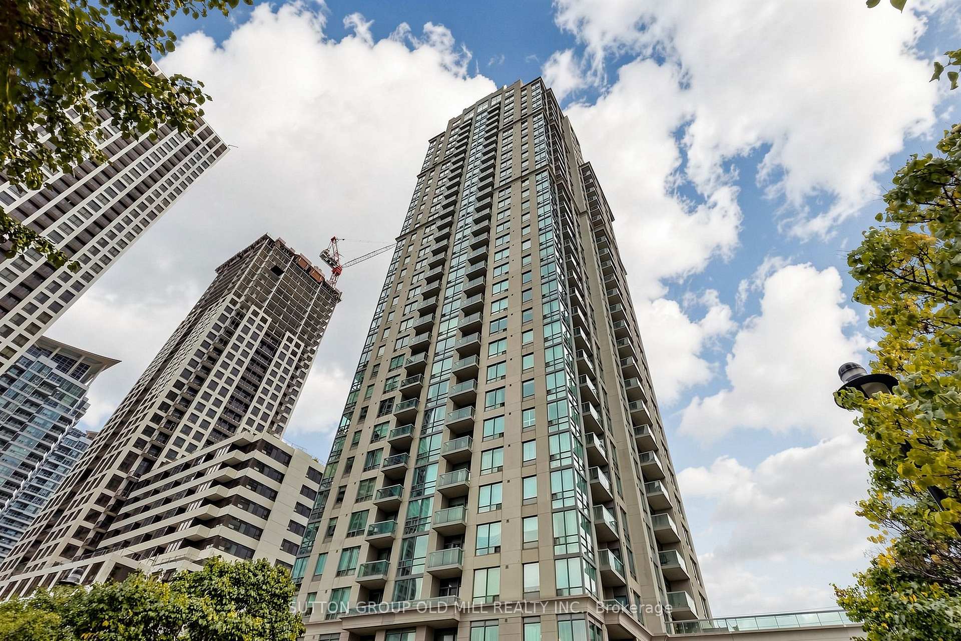 3504 Hurontario Street 3109, Mississauga, ON L5B 0B9