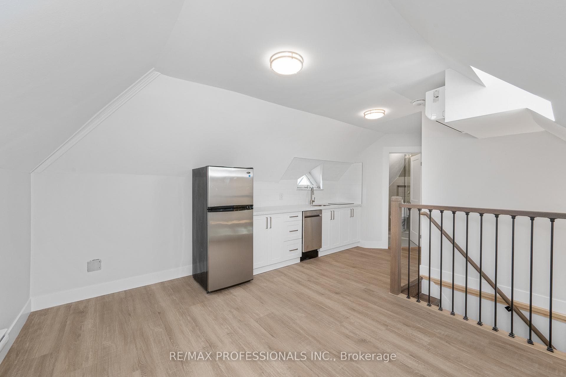 388 Wilson Street #3, Hamilton, ON L8L 1S9