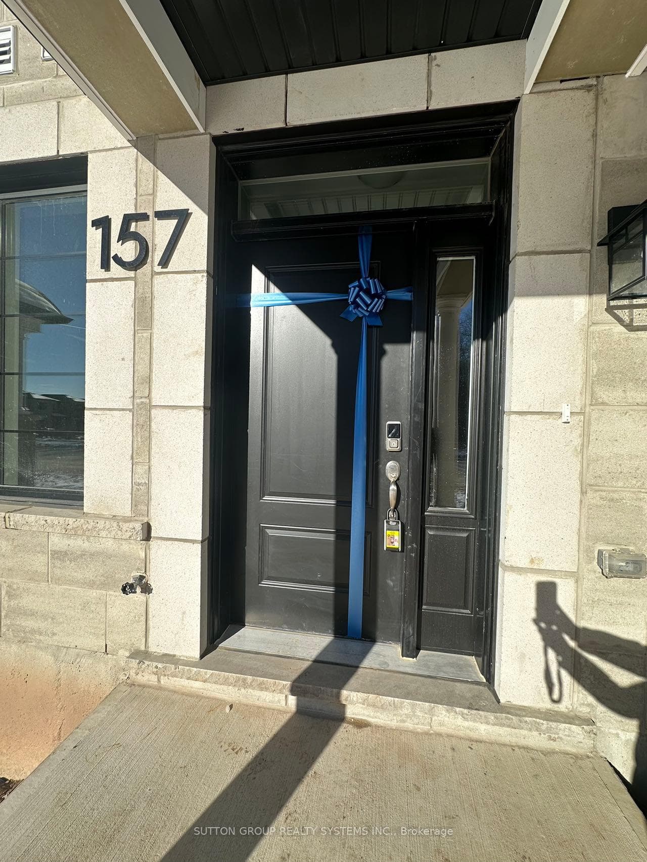 157 Settlers Road, Oakville, ON L6H 7X7