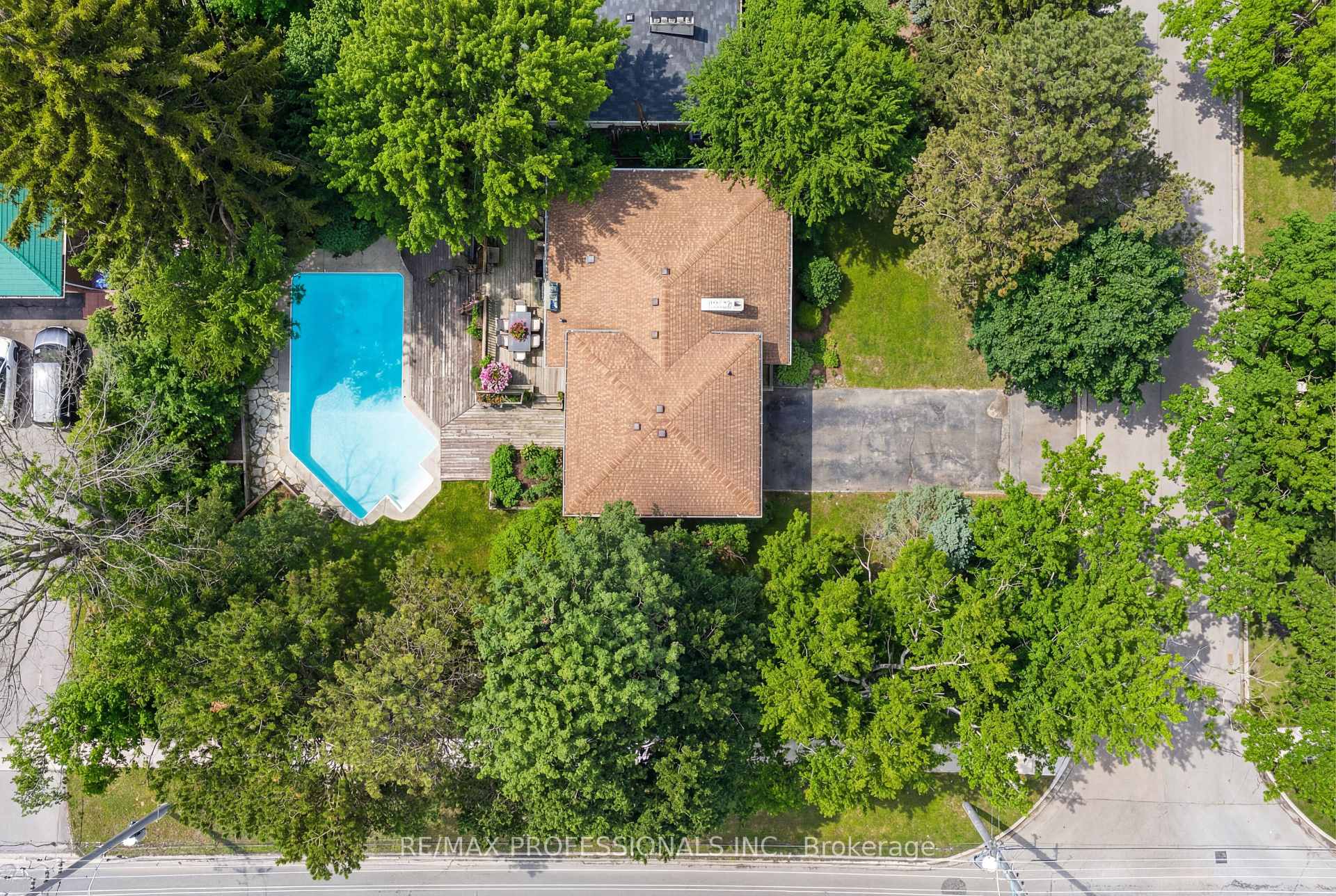 508 Vanessa Crescent, Mississauga, ON L5H 2N3