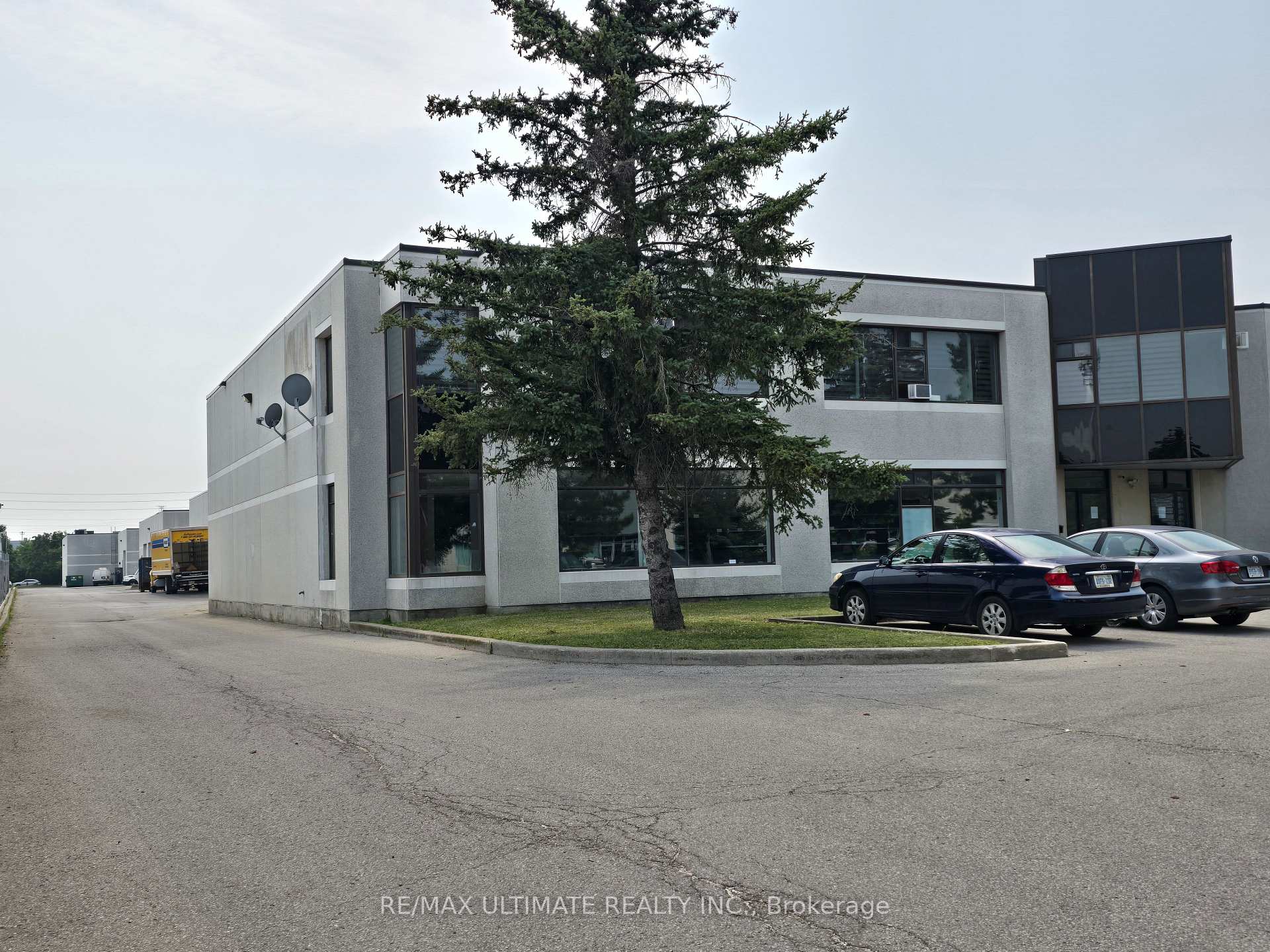 386 Deerhurst Drive A, Brampton, ON L6T 5H9