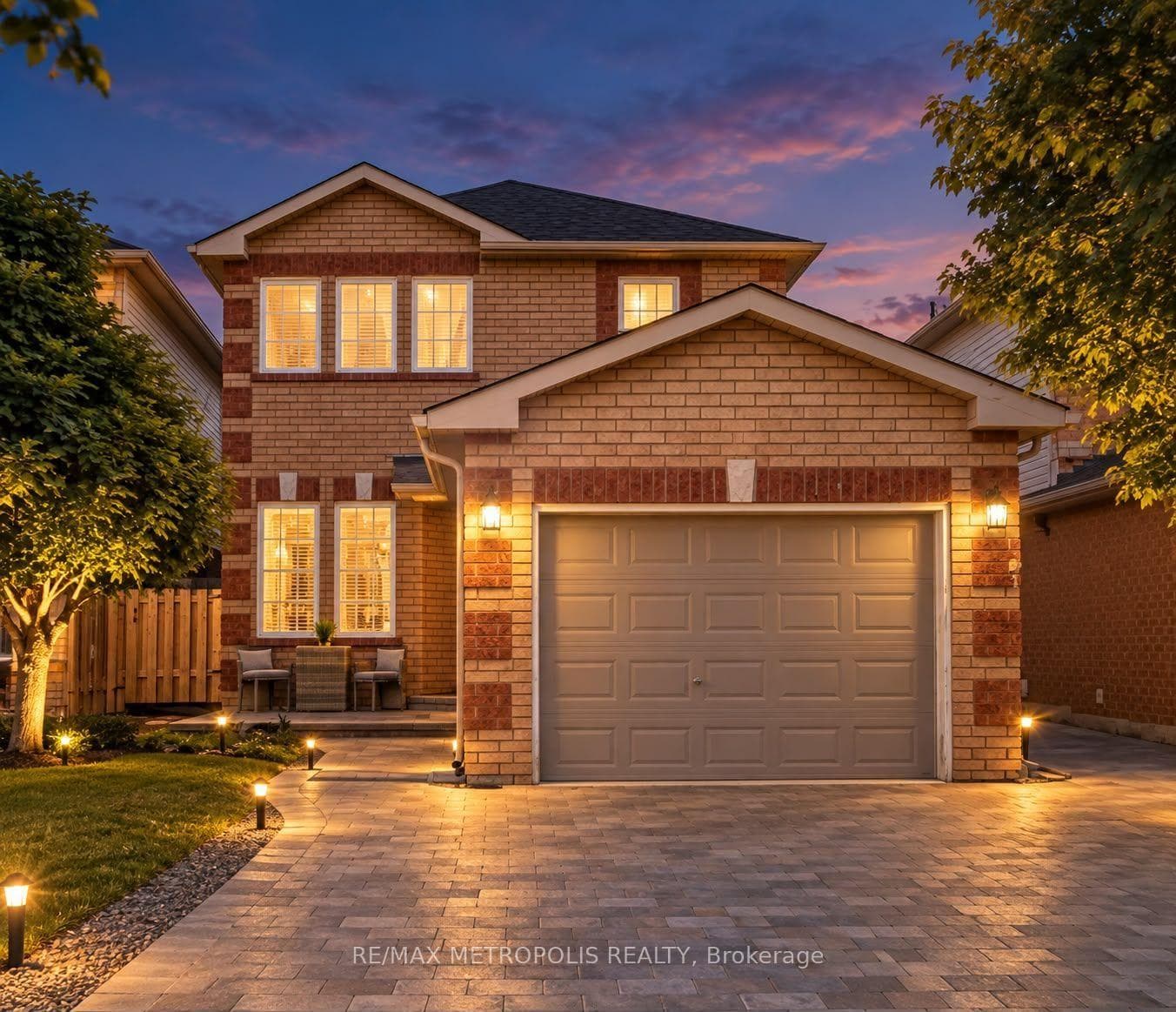 95 John Walter Crescent, Clarington, ON L1E 2W8