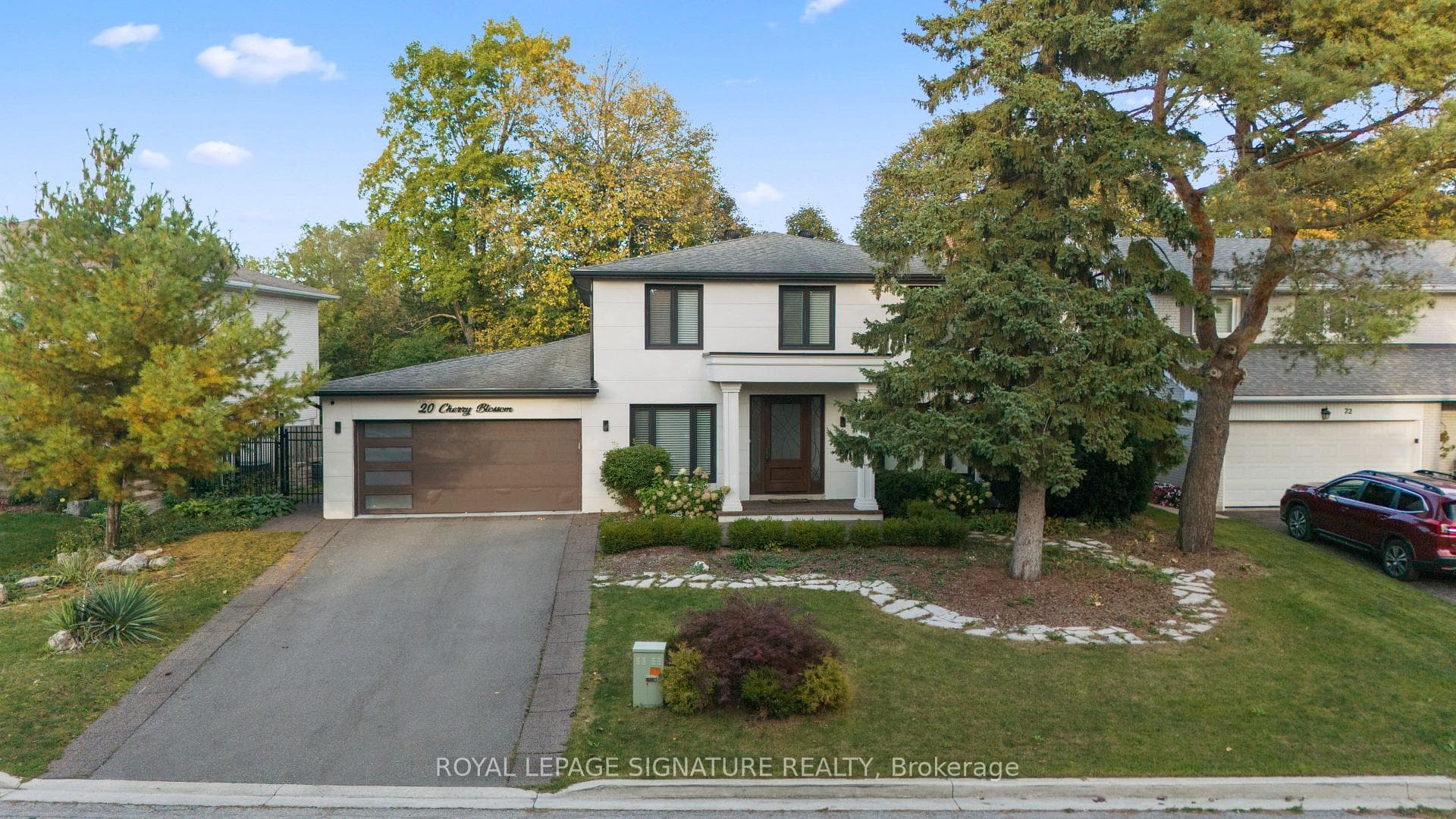 20 Cherry Blossom Lane, Markham, ON L3T 3B9