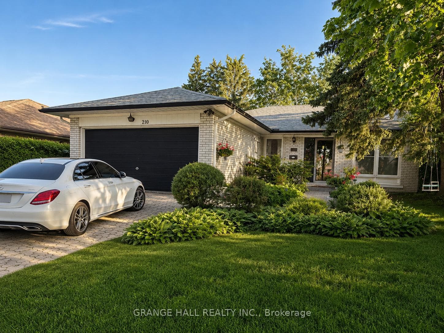 210 Lloyd Manor Road, Toronto, ON M9B 5K6