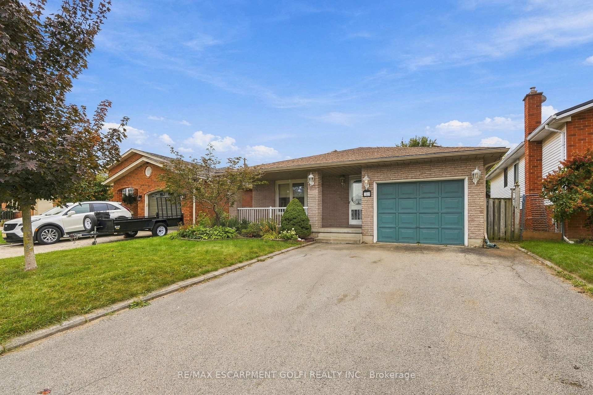 7814 Donlee Drive, Niagara Falls, ON L2H 2N5