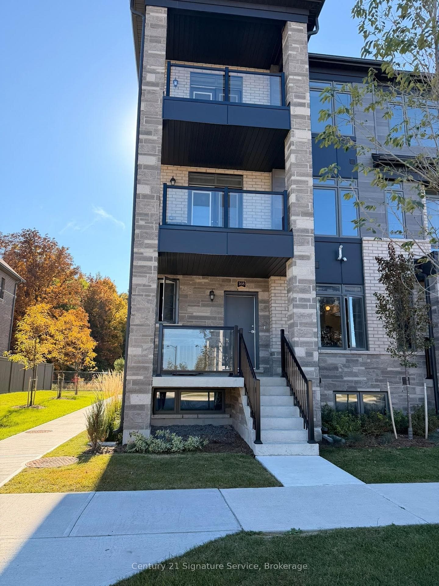 168 Petch Avenue, Caledon, ON L7C 1Z9