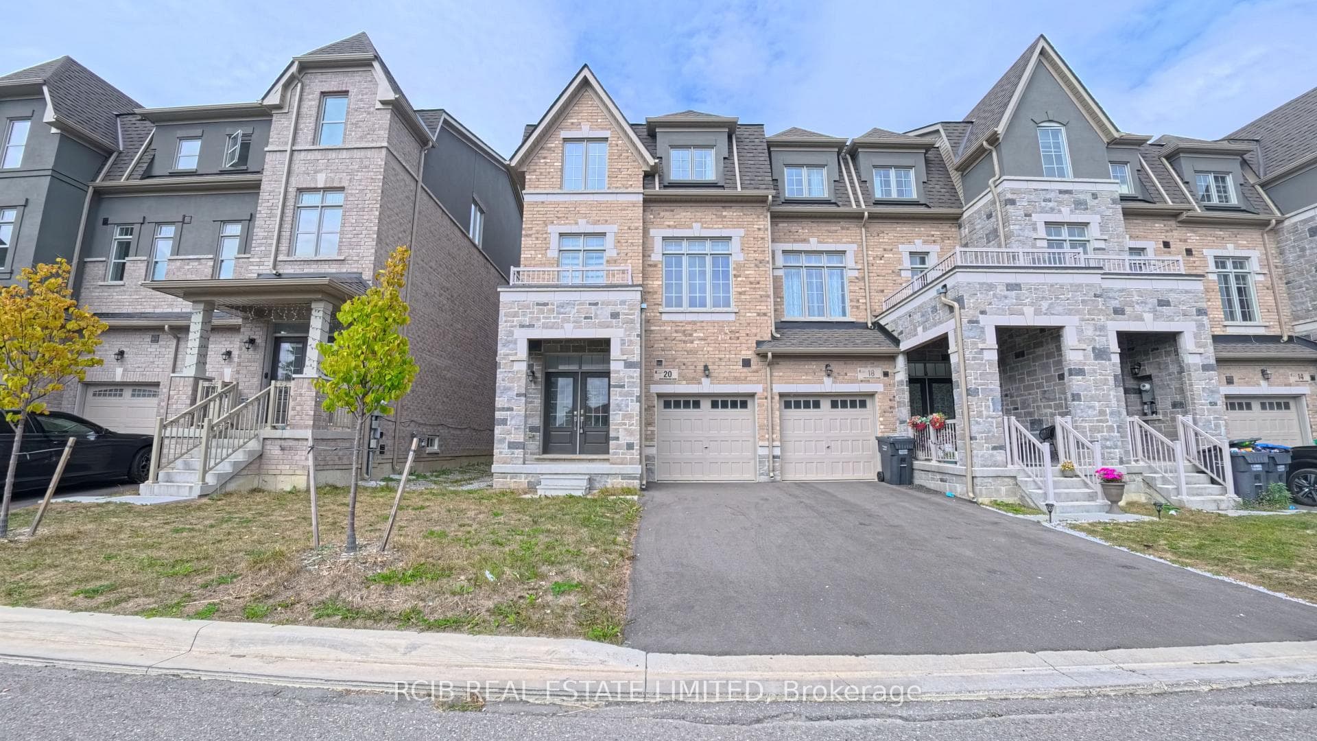 20 Foxsparrow Road, Brampton, ON L6R 4C9